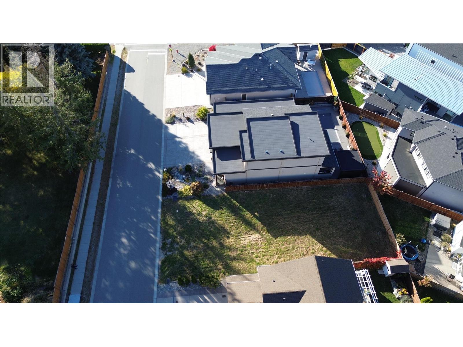 888 Johnson Street, Summerland, British Columbia  V0H 1Z9 - Photo 15 - 10404089