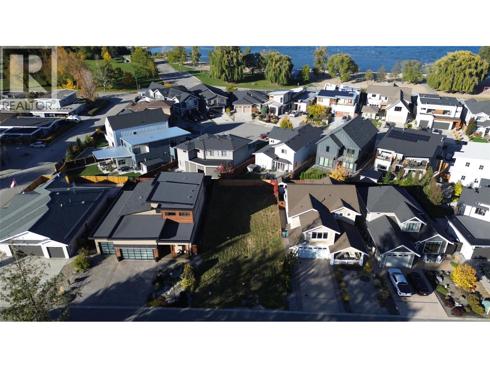 888 Johnson Street, Summerland, British Columbia  V0H 1Z9 - Photo 4 - 10404089
