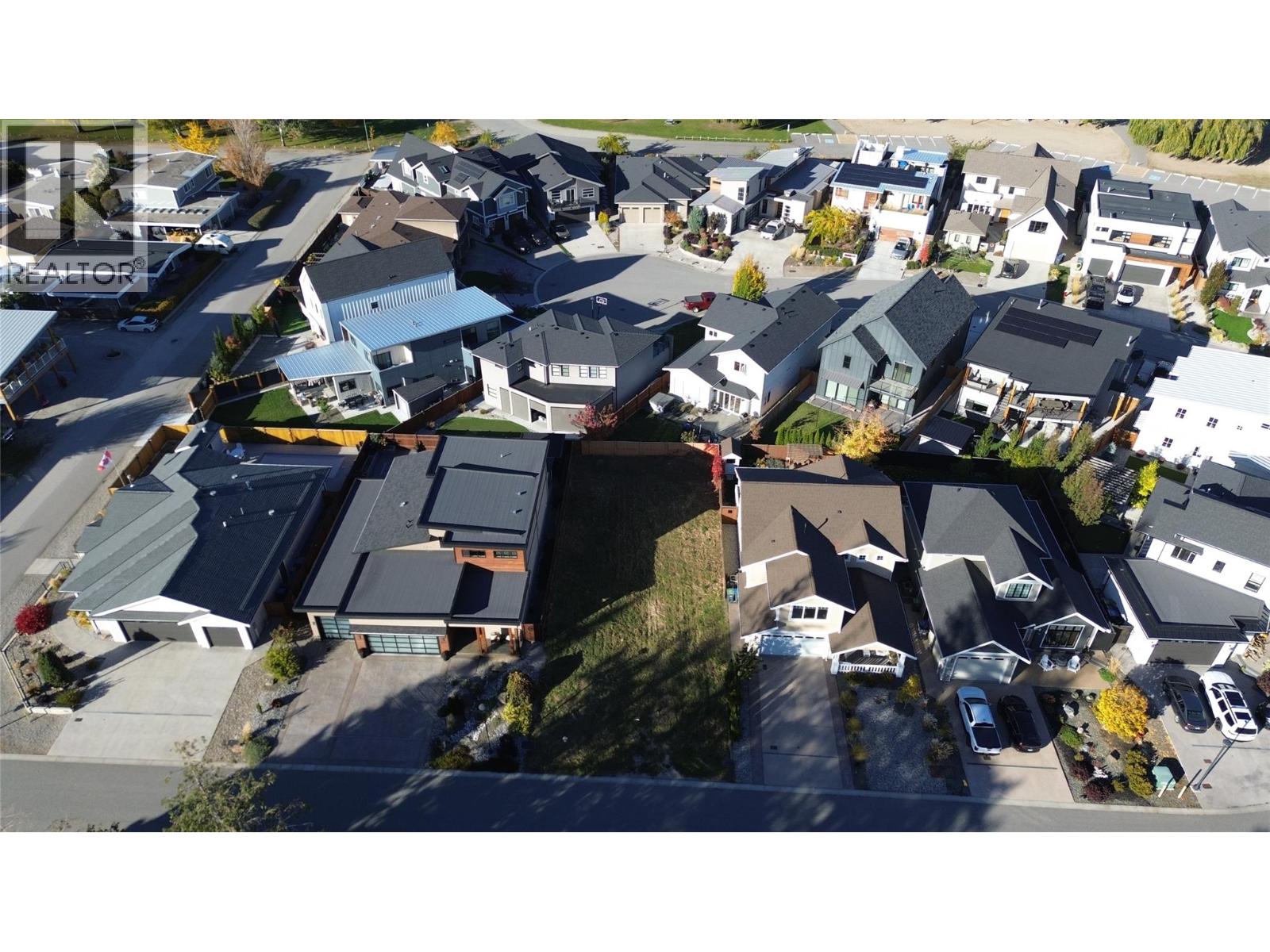 888 Johnson Street, Summerland, British Columbia  V0H 1Z9 - Photo 5 - 10404089