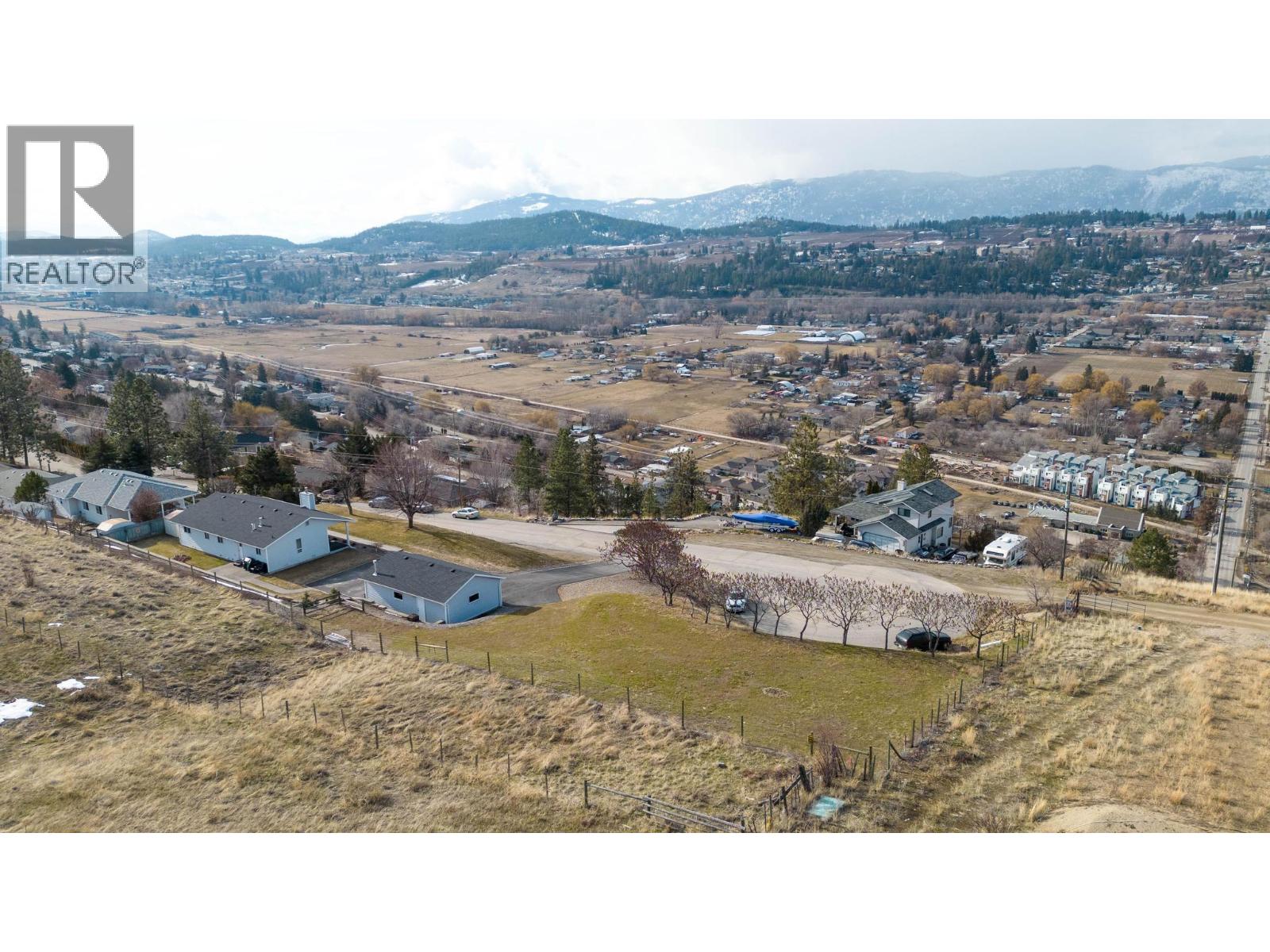 11487 Darlene Road, Lake Country, British Columbia  V4V 1Y4 - Photo 8 - 10404022