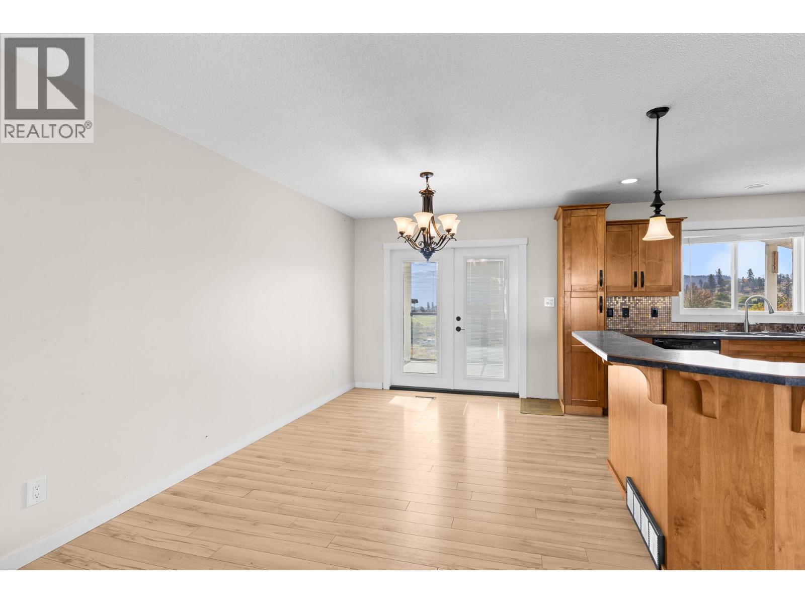 2582 Neufeld Crescent, West Kelowna, British Columbia  V4T 1P2 - Photo 10 - 10404061