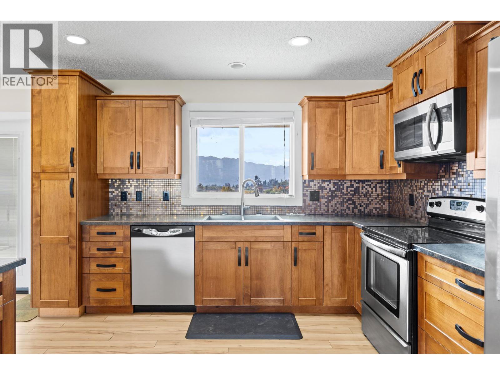 2582 Neufeld Crescent, West Kelowna, British Columbia  V4T 1P2 - Photo 14 - 10404061