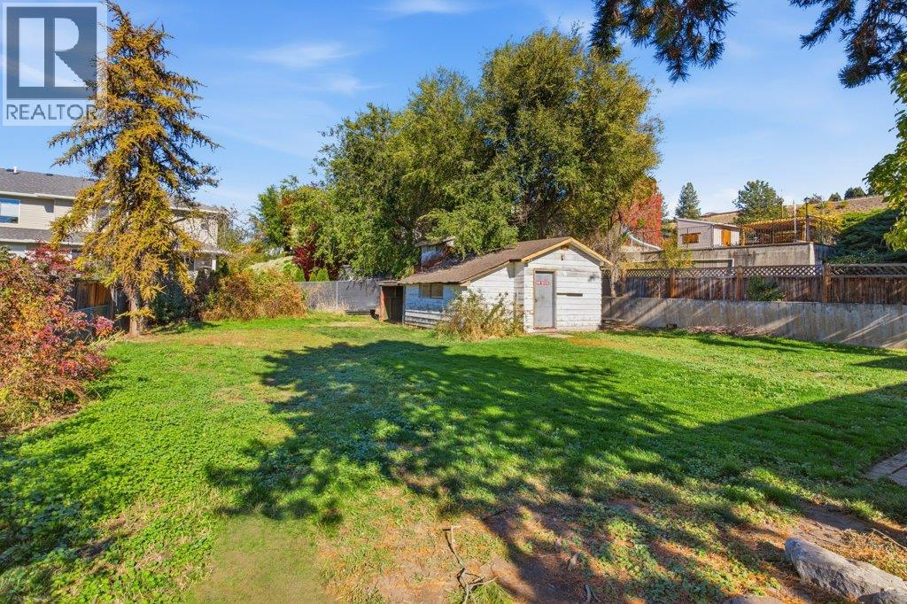 400 Monterey Road, Kelowna, British Columbia  V1X 1A2 - Photo 26 - 10404026