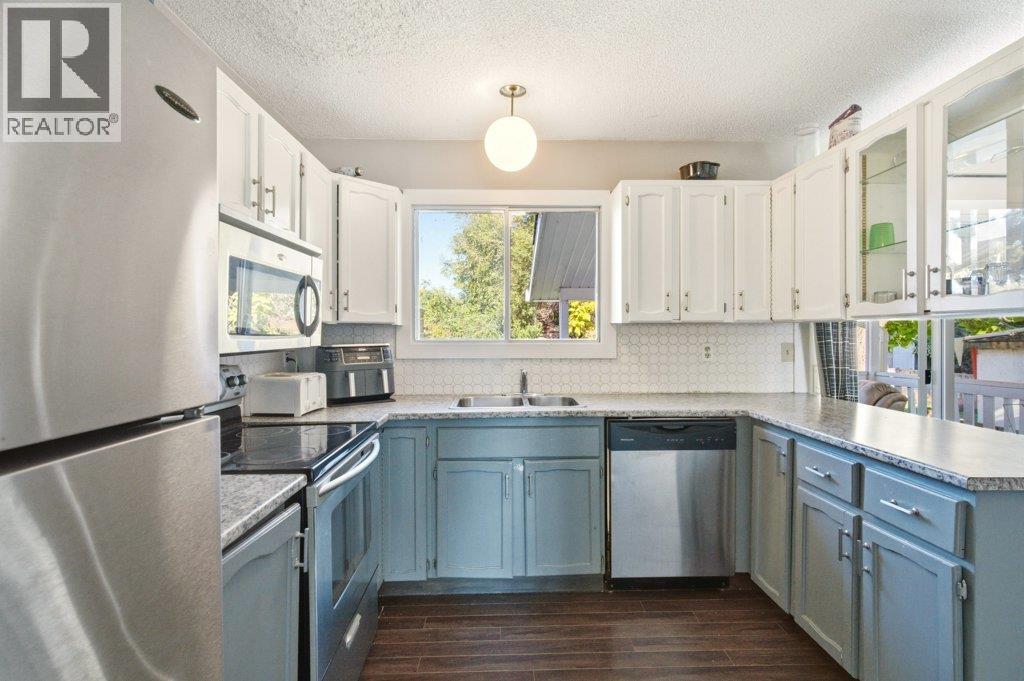 400 Monterey Road, Kelowna, British Columbia  V1X 1A2 - Photo 3 - 10404026