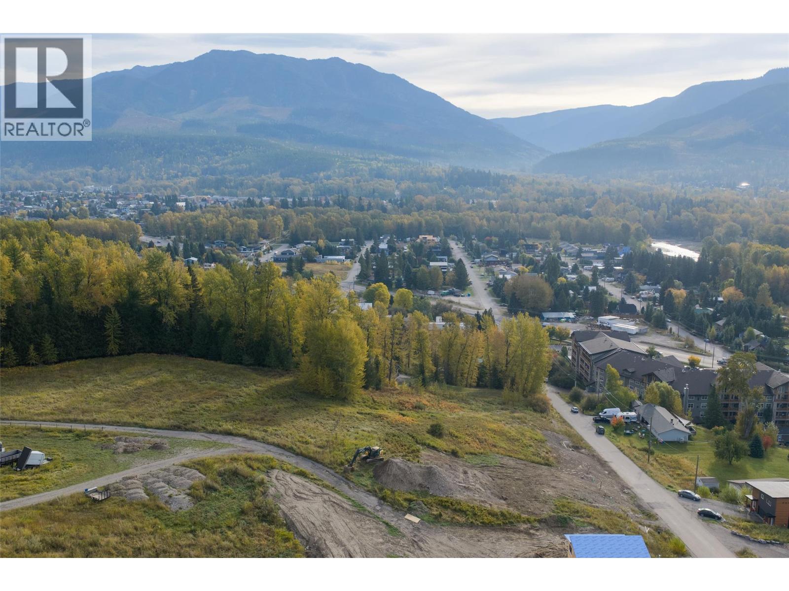 1653 Mcleod Avenue, Fernie, British Columbia  V0B 1M1 - Photo 10 - 10403964