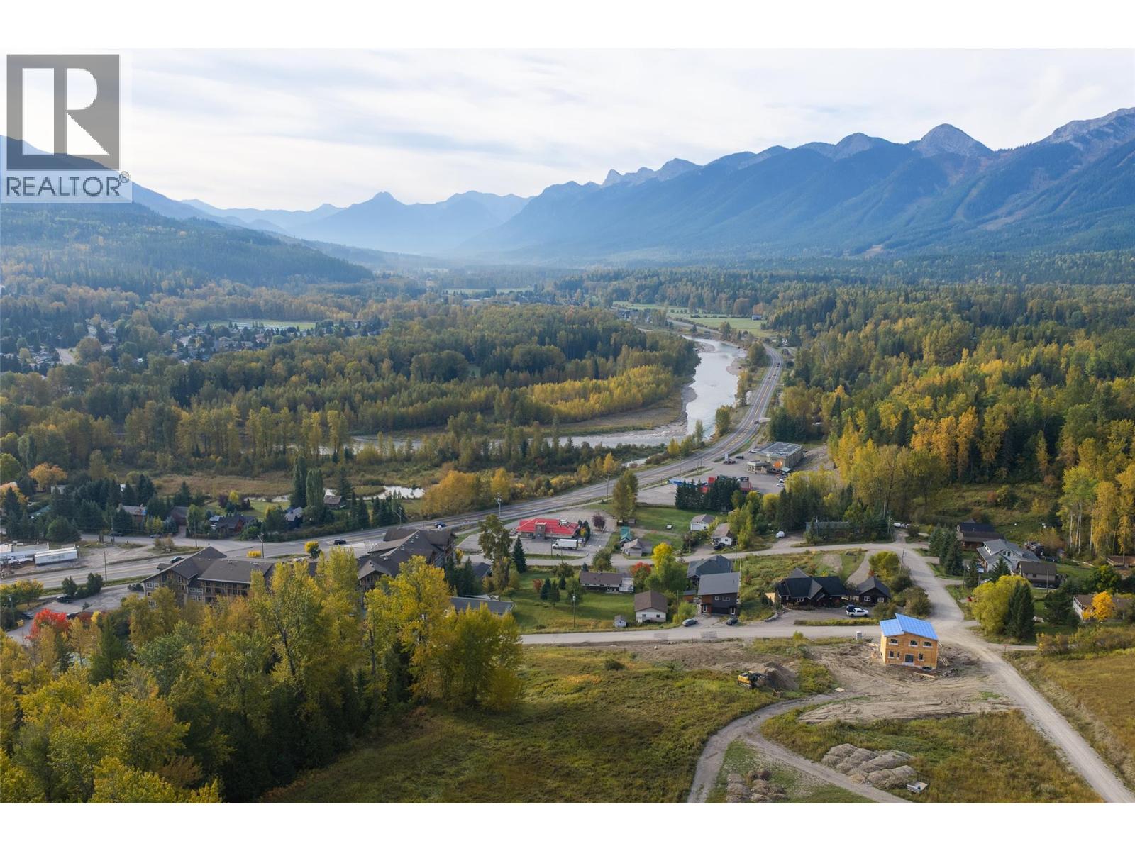 1653 Mcleod Avenue, Fernie, British Columbia  V0B 1M1 - Photo 14 - 10403964