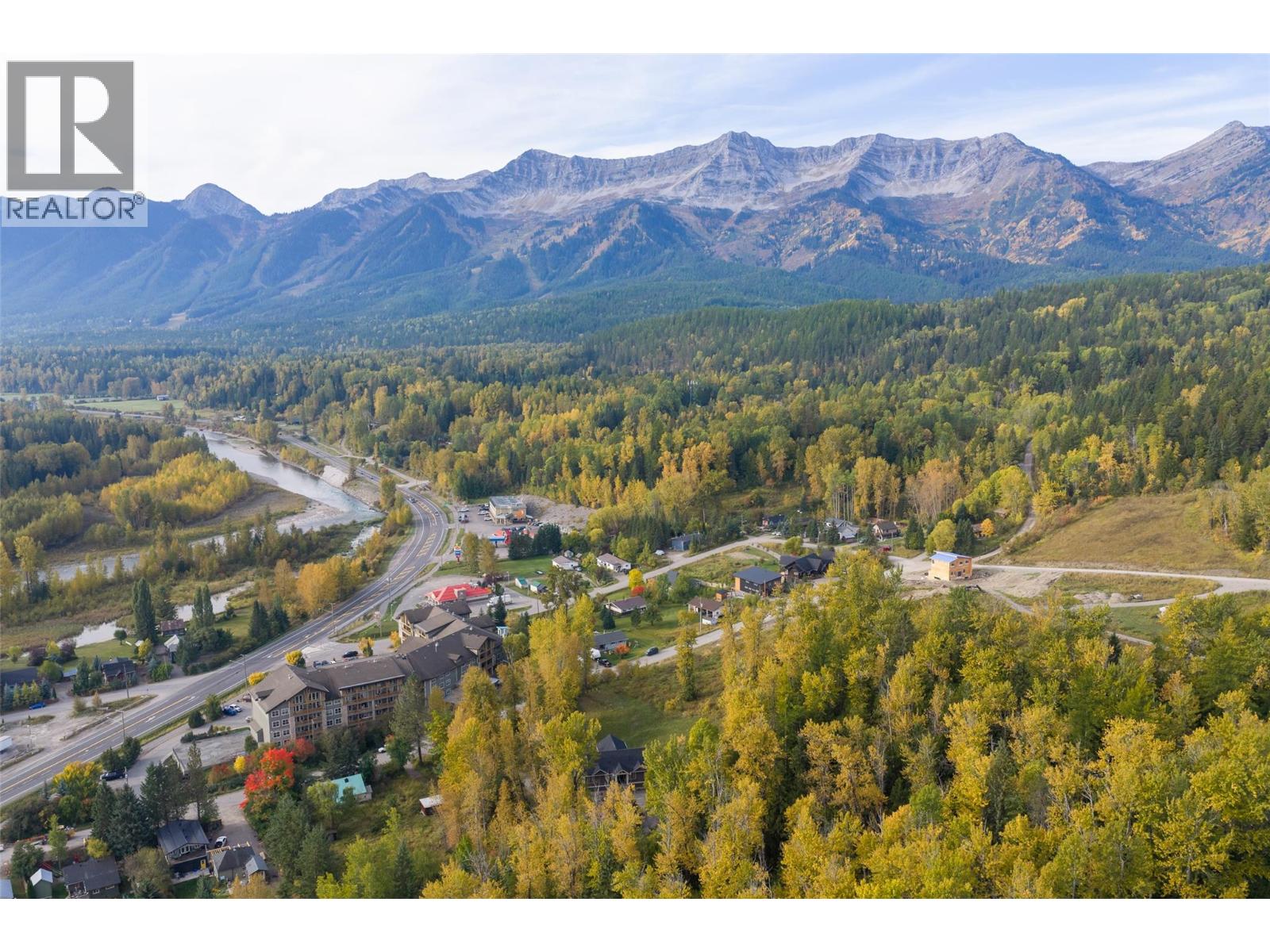 1653 Mcleod Avenue, Fernie, British Columbia  V0B 1M1 - Photo 19 - 10403964