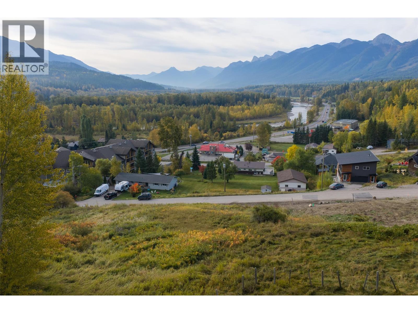 1653 Mcleod Avenue, Fernie, British Columbia  V0B 1M1 - Photo 25 - 10403964