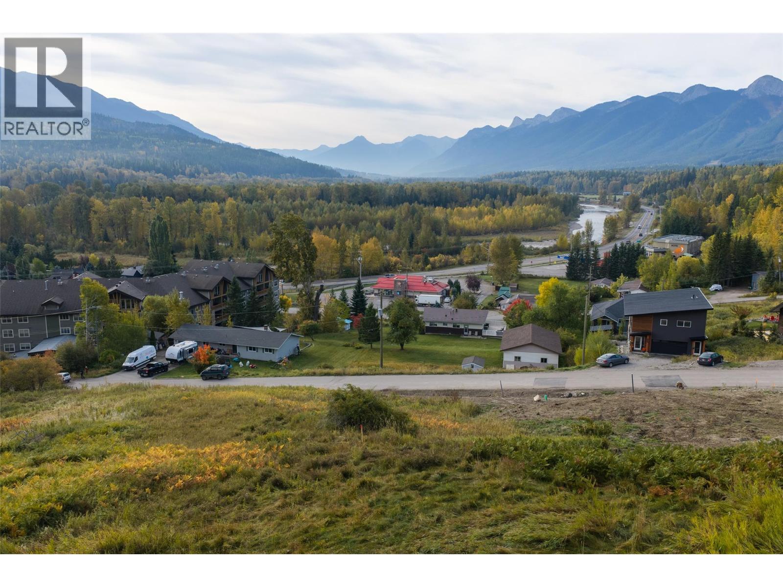 1653 Mcleod Avenue, Fernie, British Columbia  V0B 1M1 - Photo 28 - 10403964