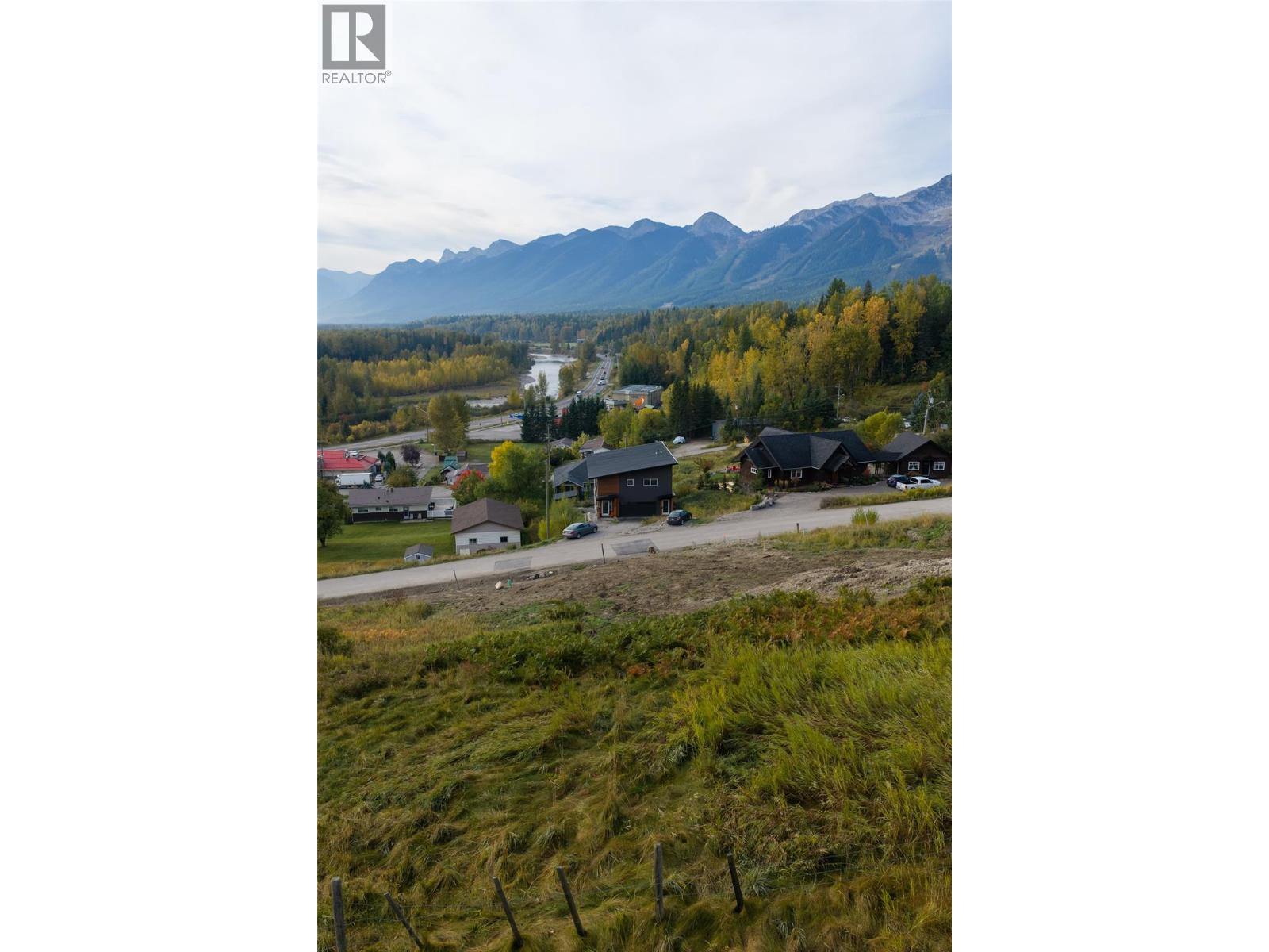 1653 Mcleod Avenue, Fernie, British Columbia  V0B 1M1 - Photo 31 - 10403964