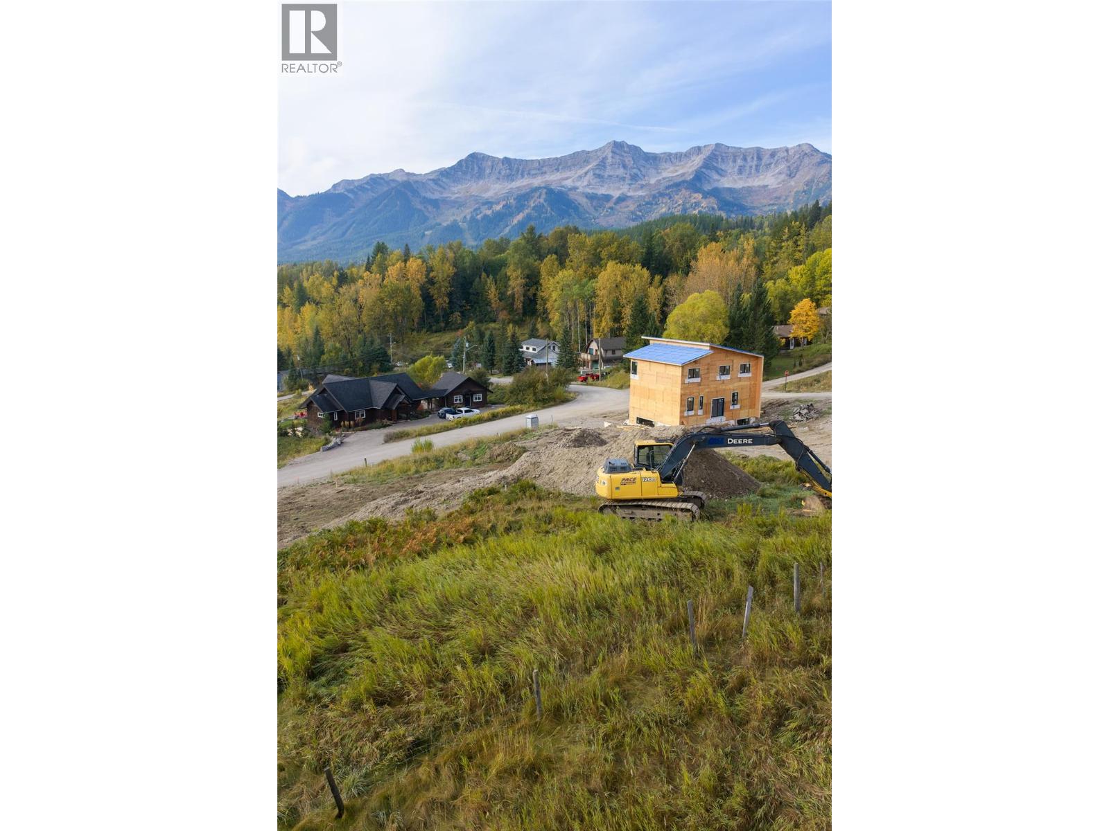 1653 Mcleod Avenue, Fernie, British Columbia  V0B 1M1 - Photo 32 - 10403964