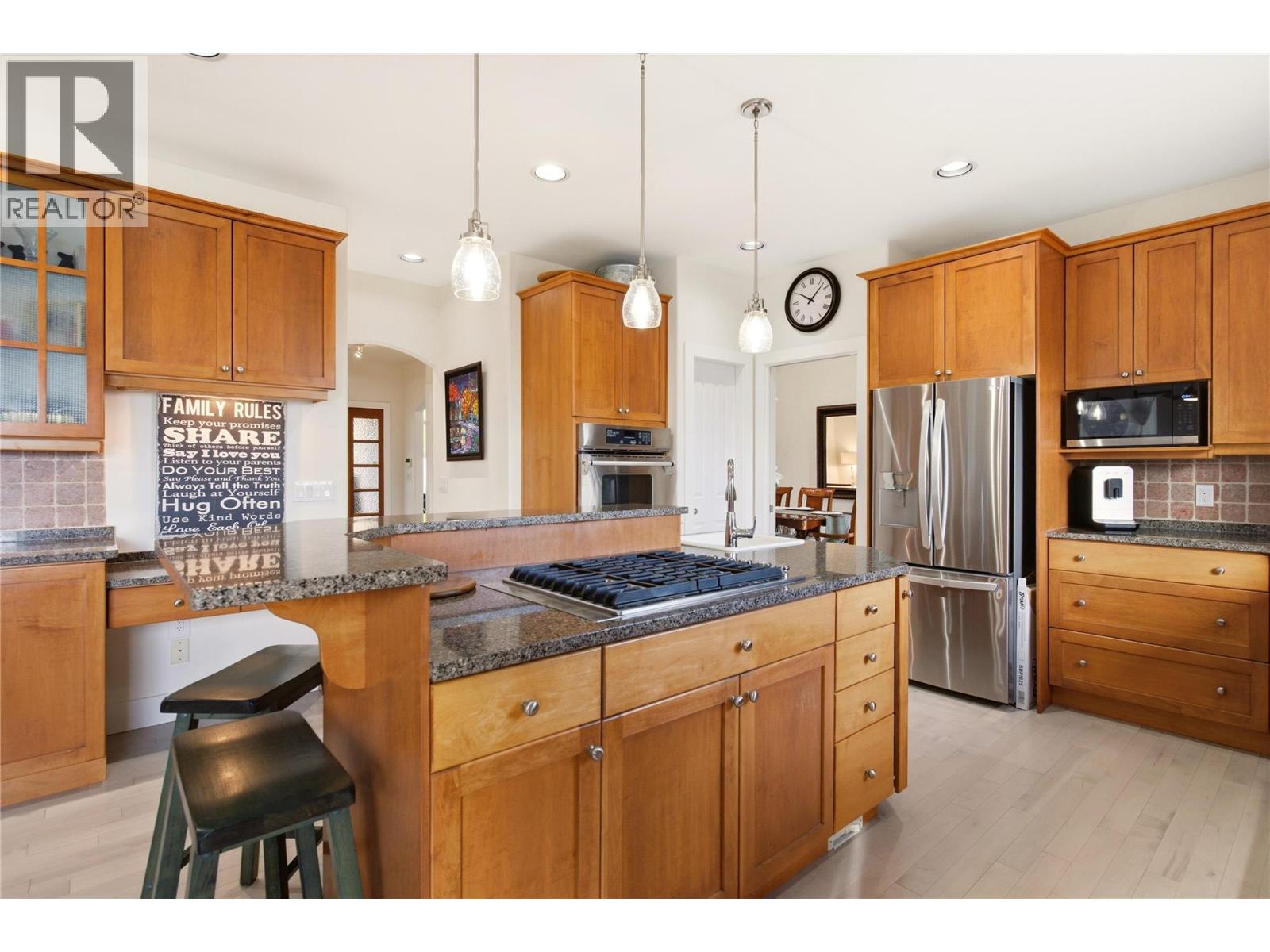 1030 Skeena Drive, Kelowna, British Columbia  V1V 2K7 - Photo 11 - 10403738