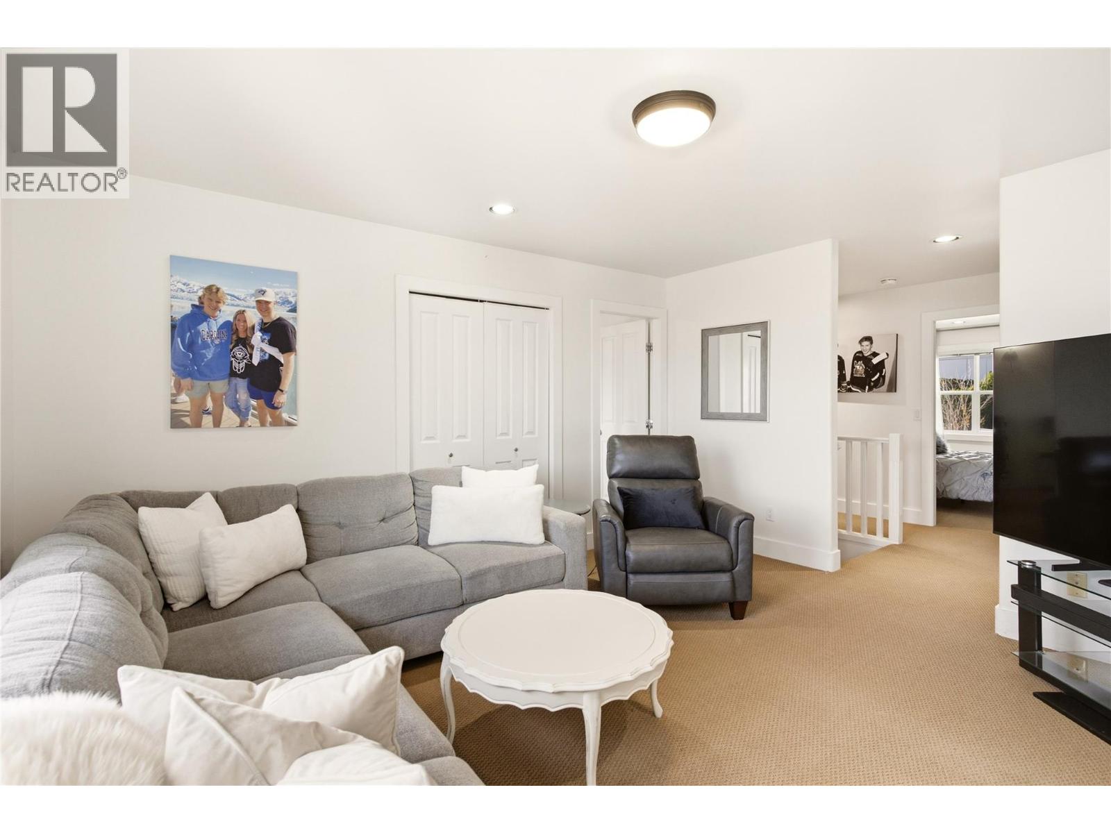 1030 Skeena Drive, Kelowna, British Columbia  V1V 2K7 - Photo 31 - 10403738