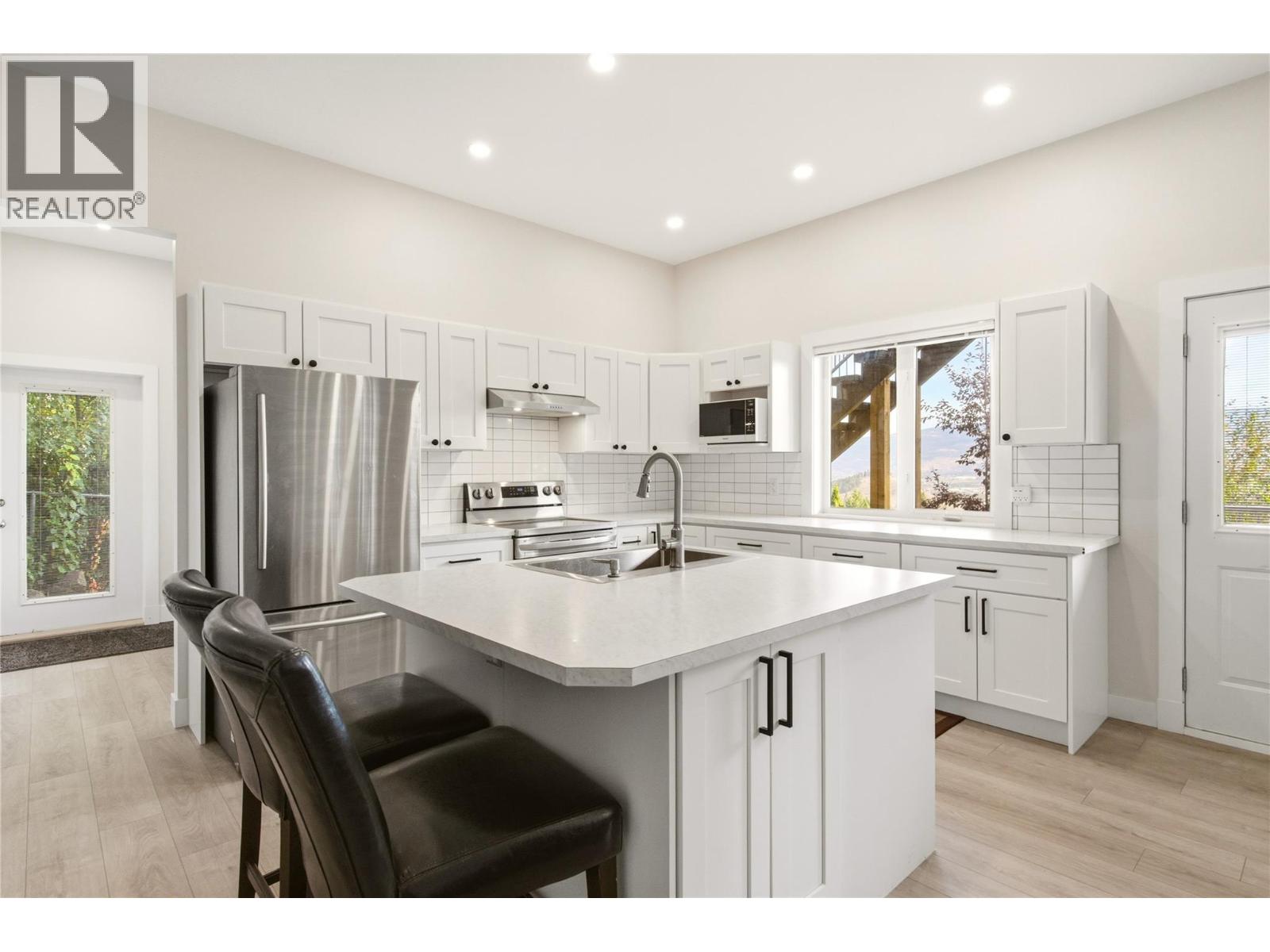 1030 Skeena Drive, Kelowna, British Columbia  V1V 2K7 - Photo 42 - 10403738