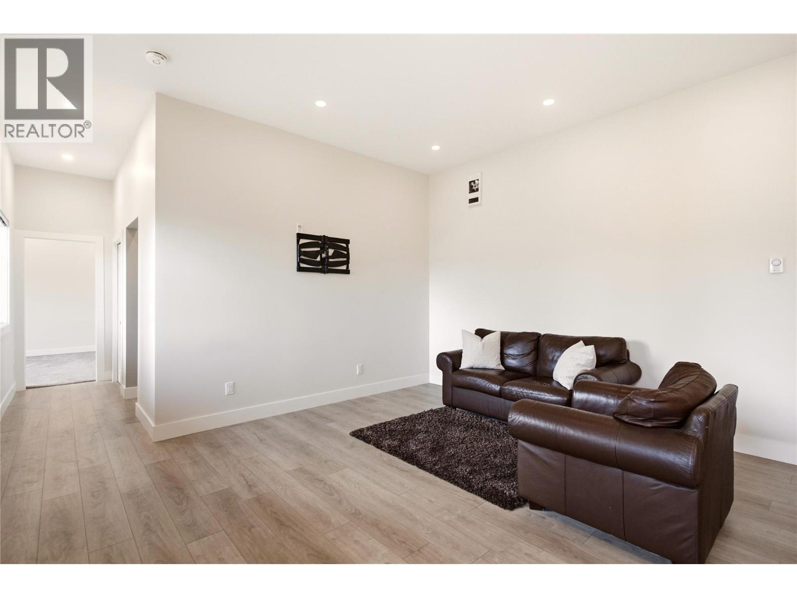 1030 Skeena Drive, Kelowna, British Columbia  V1V 2K7 - Photo 45 - 10403738