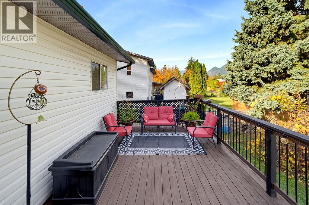 1230 Maclean Mcpherson Road, Sicamous, British Columbia  V0E 2V1 - Photo 43 - 10399603