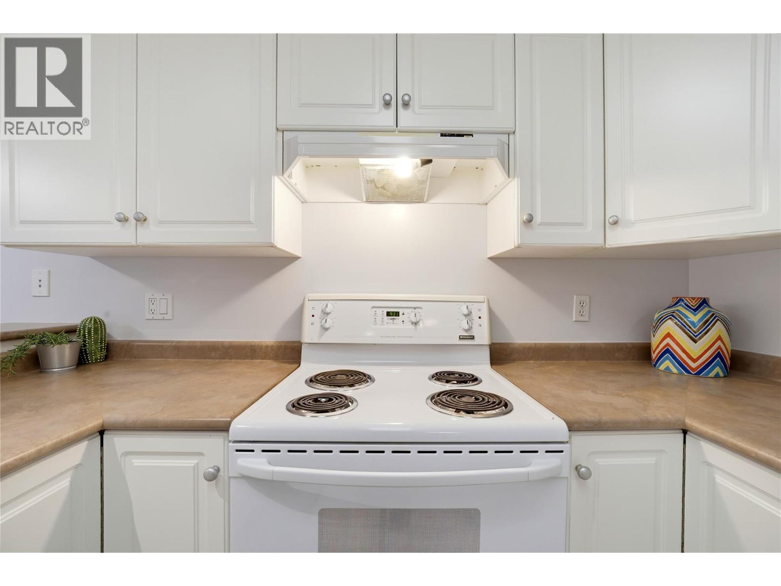 1002 Riverside Avenue Unit# 114, Sicamous, British Columbia  V0E 2V0 - Photo 15 - 10404038