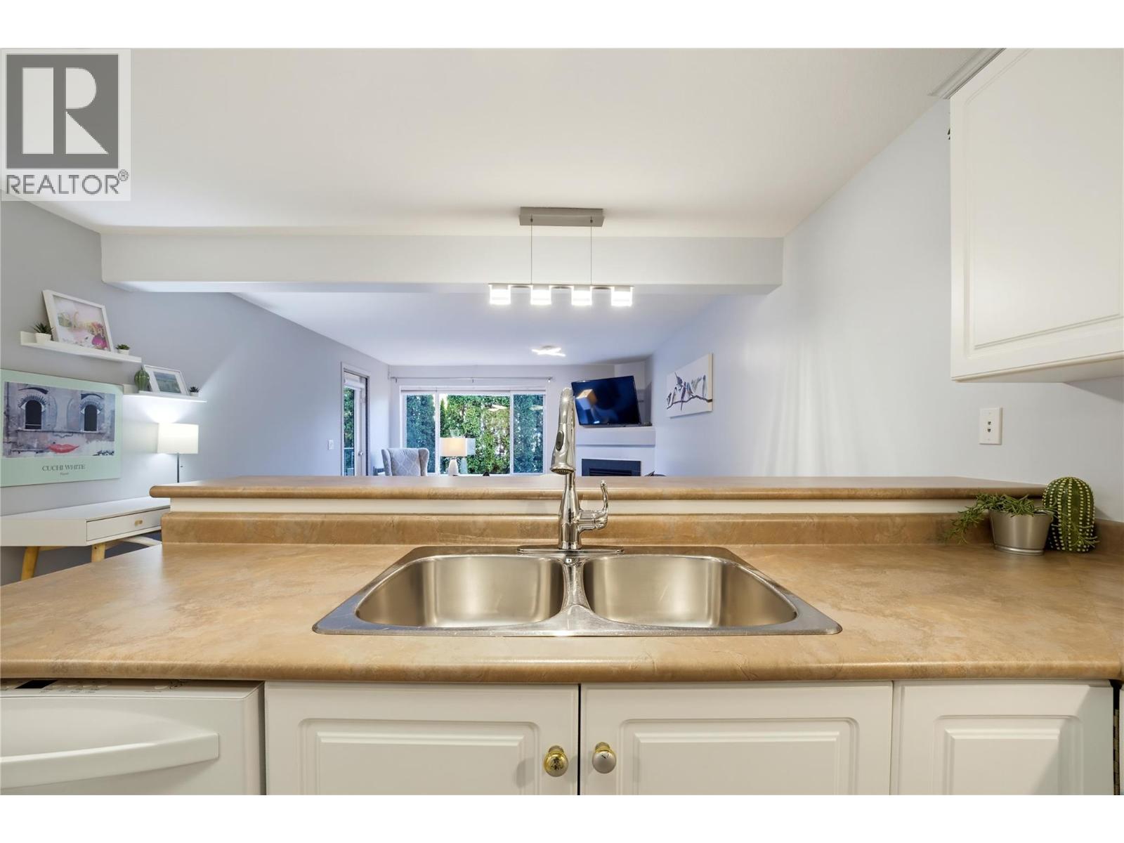 1002 Riverside Avenue Unit# 114, Sicamous, British Columbia  V0E 2V0 - Photo 16 - 10404038