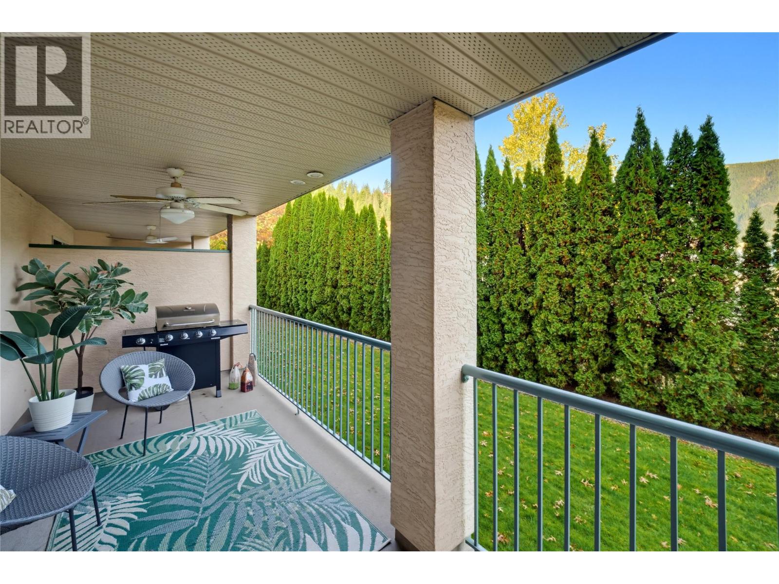 1002 Riverside Avenue Unit# 114, Sicamous, British Columbia  V0E 2V0 - Photo 35 - 10404038