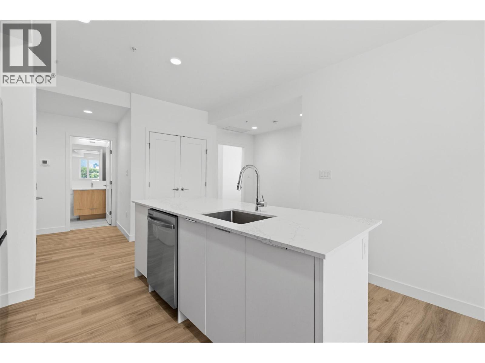 270 Riverside Drive Unit# 204, Penticton, British Columbia  V2A 5Y5 - Photo 12 - 10404014