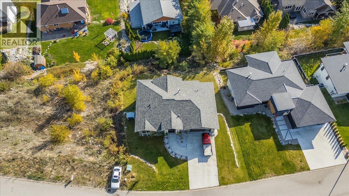 2440 Mcbride Street, Trail, British Columbia  V1R 3A6 - Photo 66 - 10403971