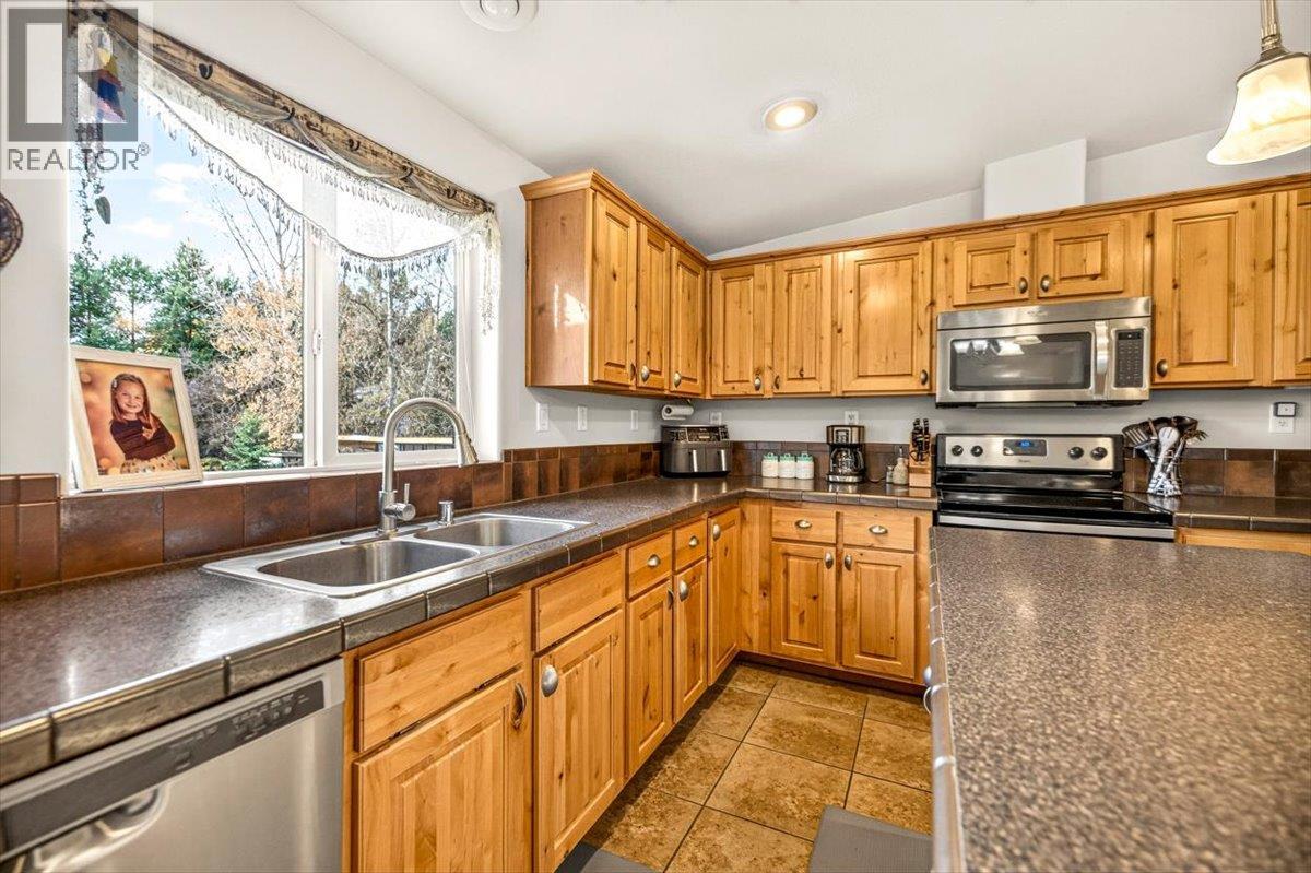 7321 George Road, Jaffray, British Columbia  V0B 1T0 - Photo 26 - 10404047