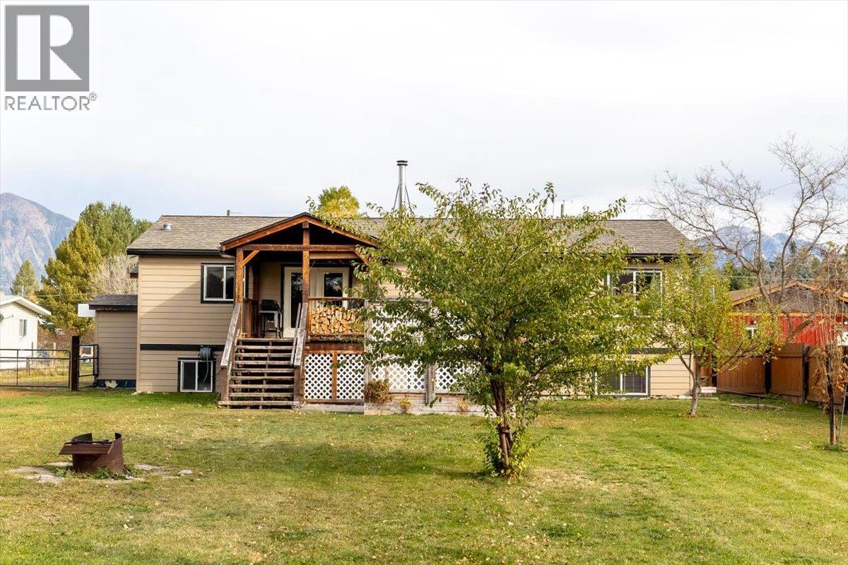 7321 George Road, Jaffray, British Columbia  V0B 1T0 - Photo 3 - 10404047