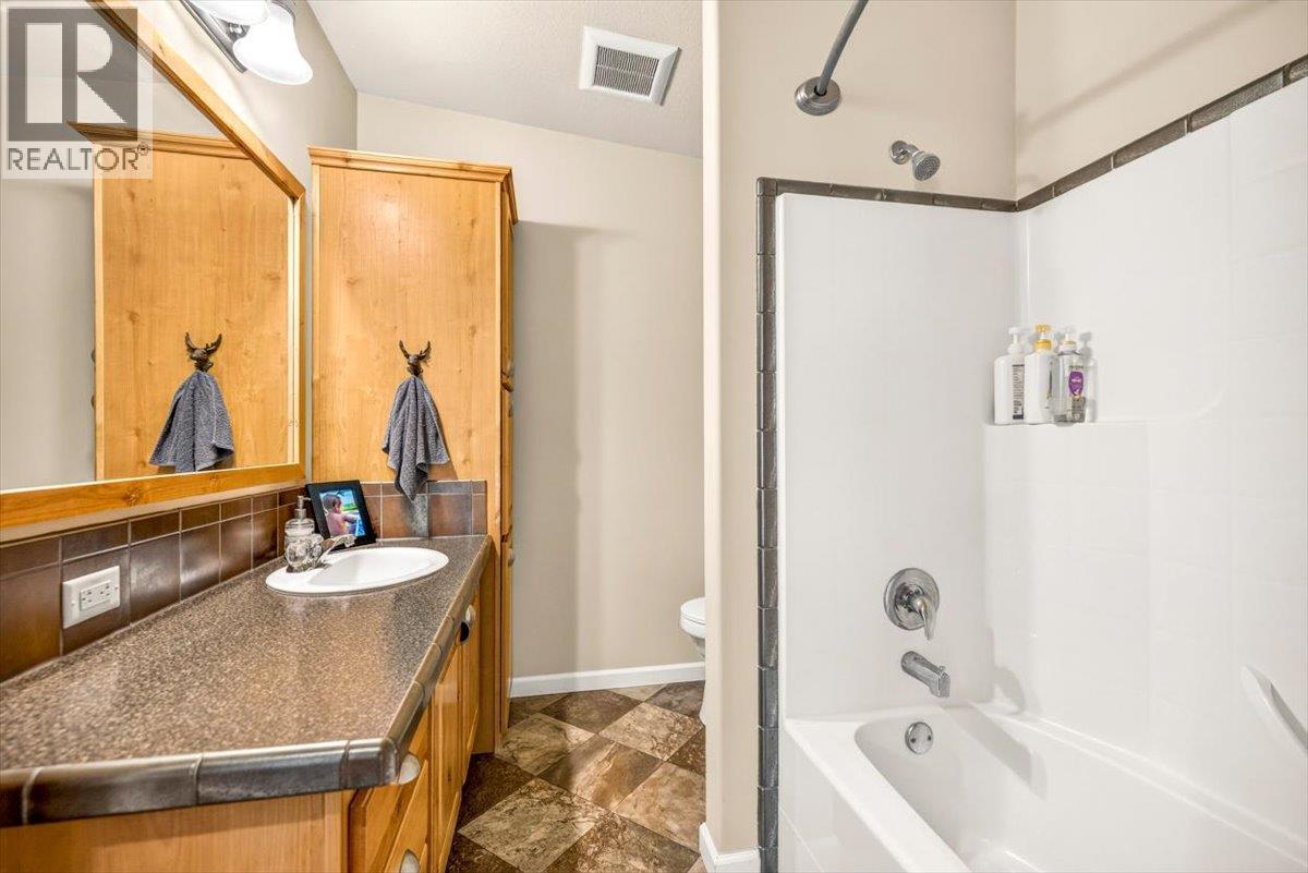 7321 George Road, Jaffray, British Columbia  V0B 1T0 - Photo 40 - 10404047