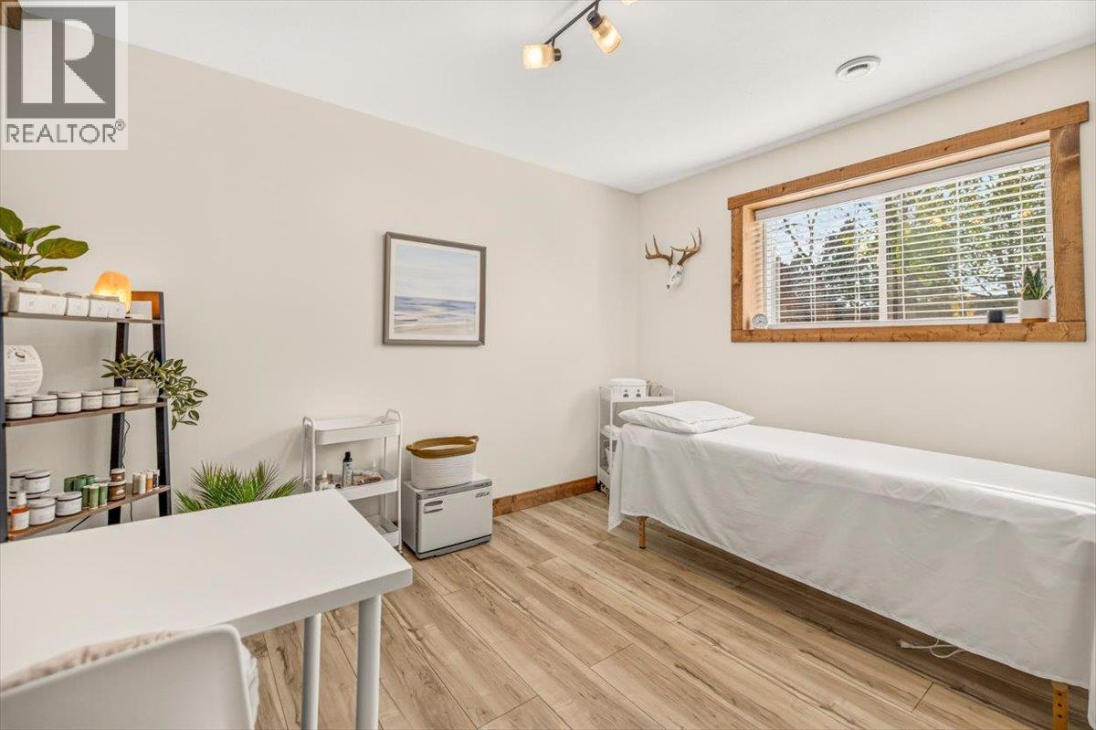 7321 George Road, Jaffray, British Columbia  V0B 1T0 - Photo 56 - 10404047