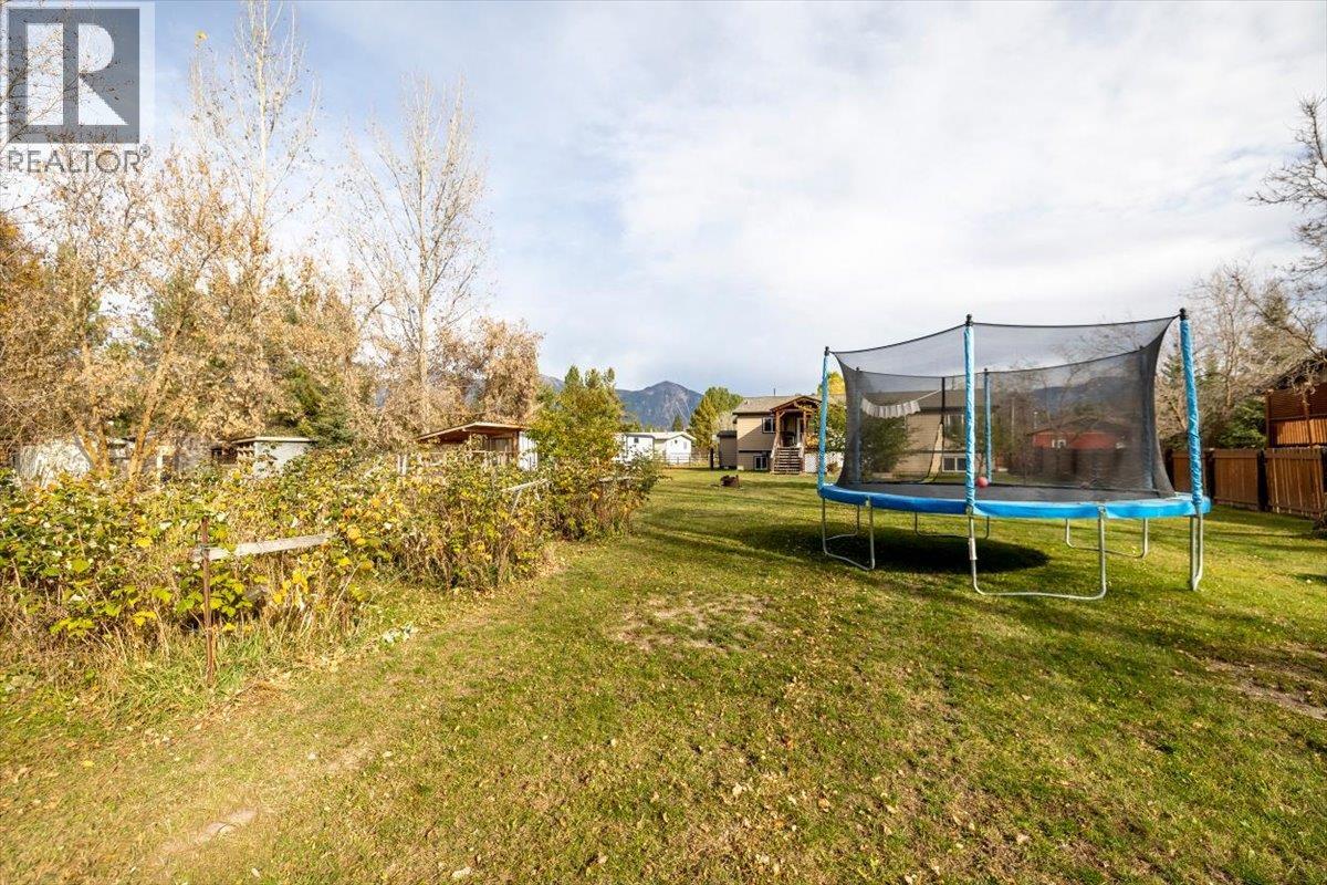 7321 George Road, Jaffray, British Columbia  V0B 1T0 - Photo 81 - 10404047