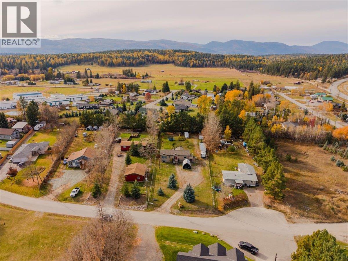 7321 George Road, Jaffray, British Columbia  V0B 1T0 - Photo 9 - 10404047