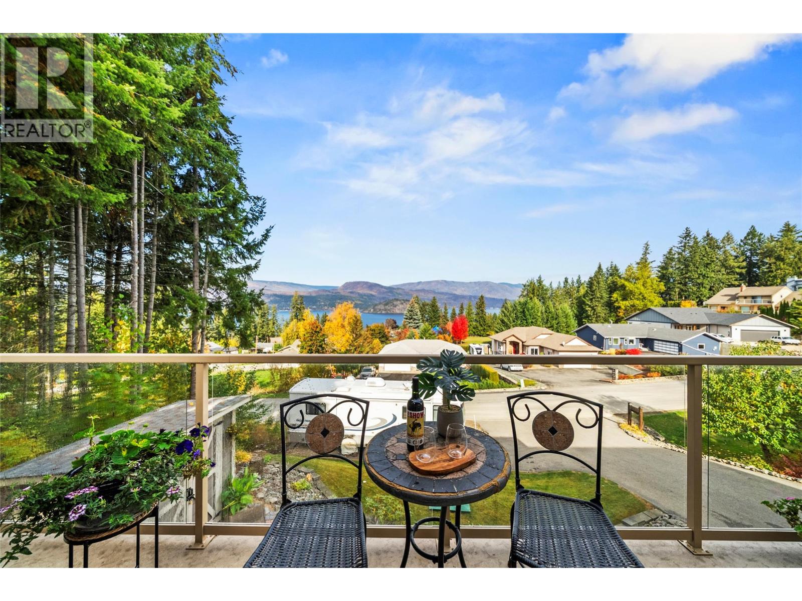 2212 Ta Lana Trail, Sorrento, British Columbia  V0E 2W2 - Photo 2 - 10403315
