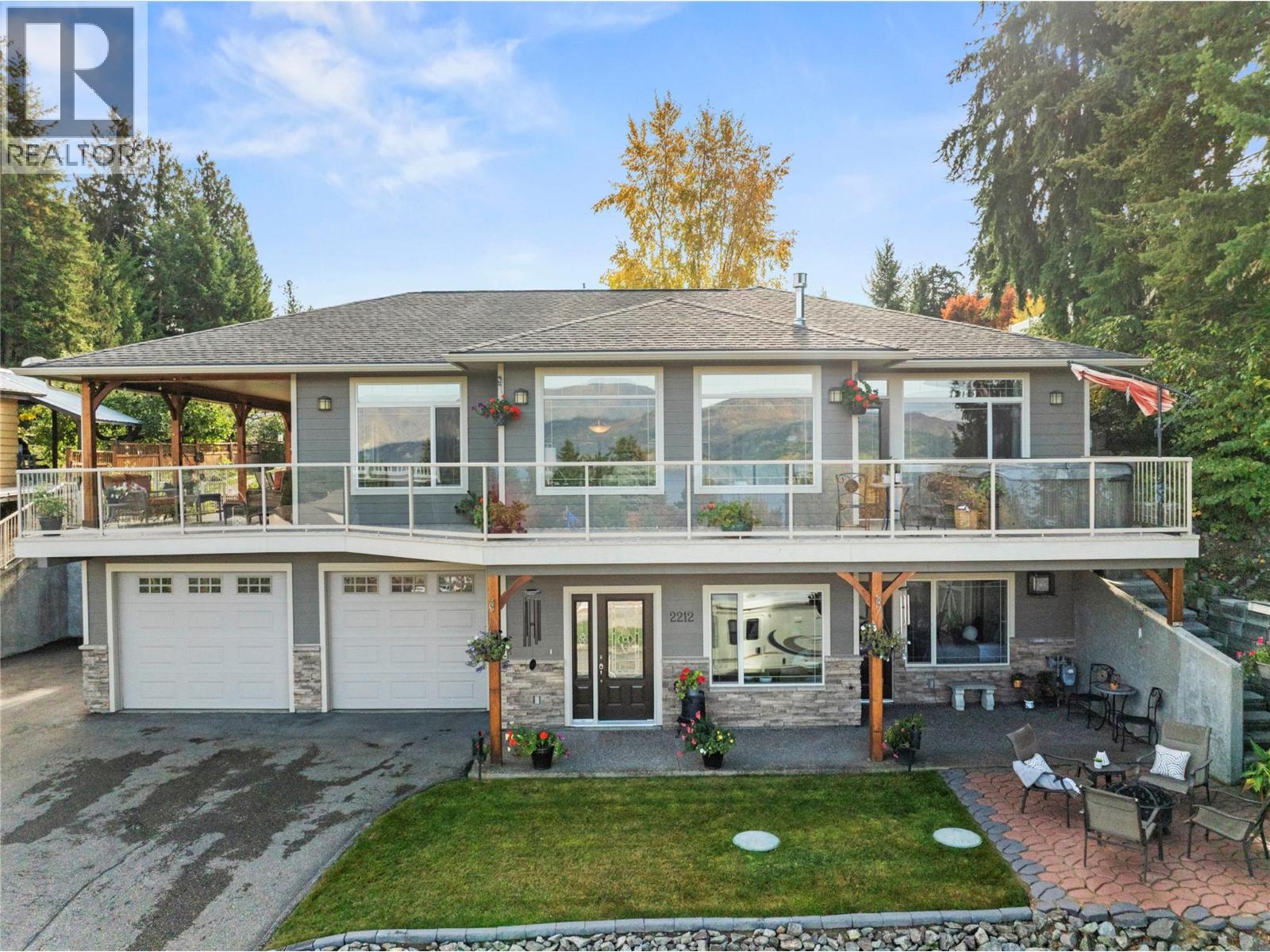 2212 Ta Lana Trail, Sorrento, British Columbia  V0E 2W2 - Photo 4 - 10403315