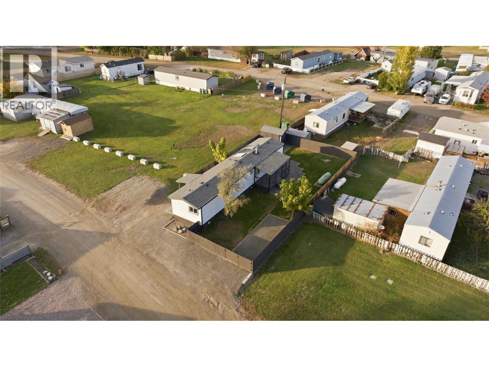 220 G & M Road Unit# C3, Kamloops, British Columbia  V2H 1A4 - Photo 2 - 10403857
