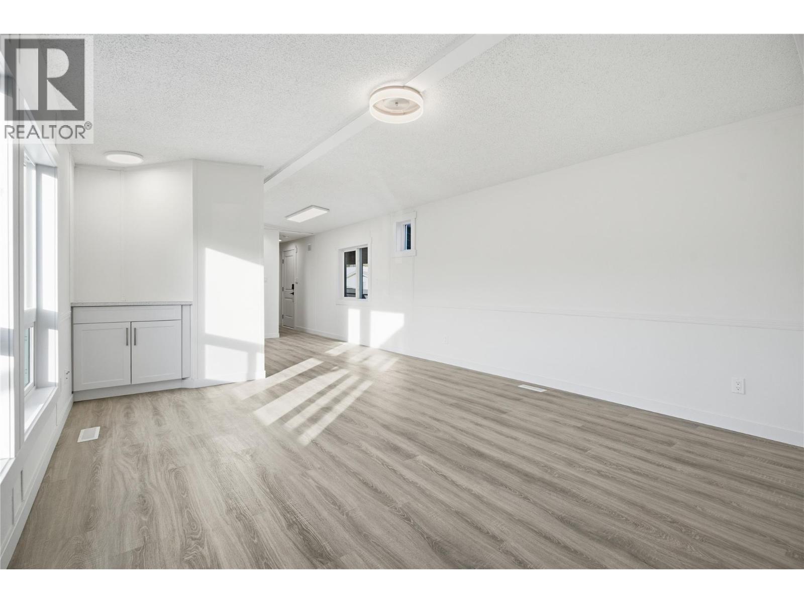 220 G & M Road Unit# C3, Kamloops, British Columbia  V2H 1A4 - Photo 5 - 10403857