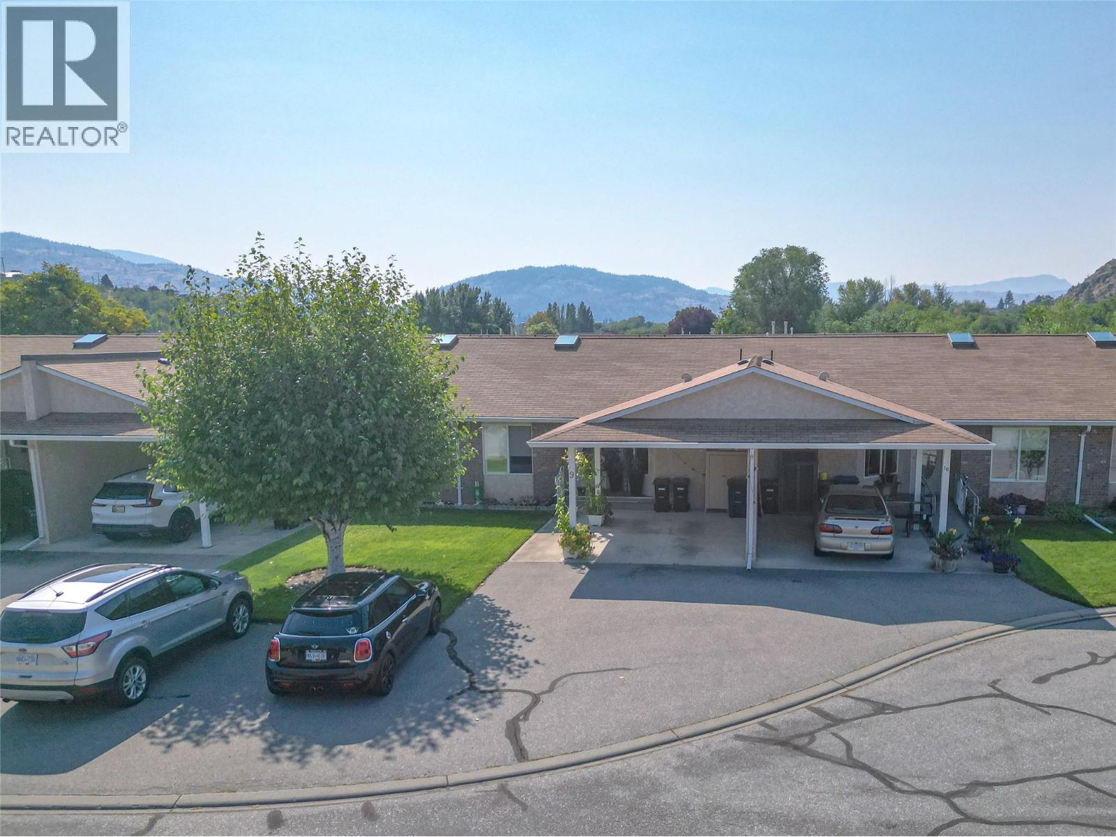 115 Redwing Place Unit# 9, Oliver, British Columbia  V0H 1T4 - Photo 1 - 10404114