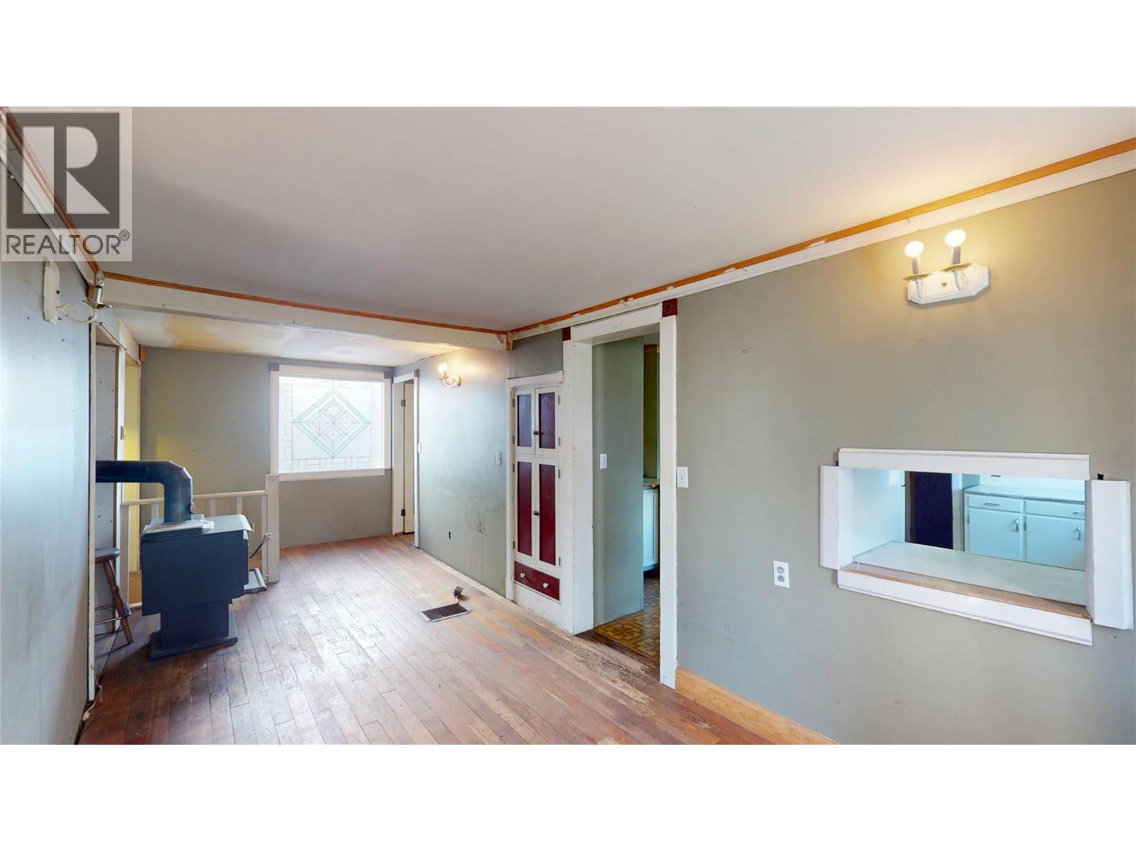 312 3rd Avenue S, Cranbrook, British Columbia  V1C 2B9 - Photo 13 - 10404029