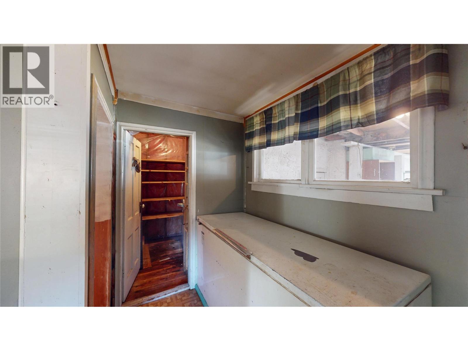 312 3rd Avenue S, Cranbrook, British Columbia  V1C 2B9 - Photo 20 - 10404029