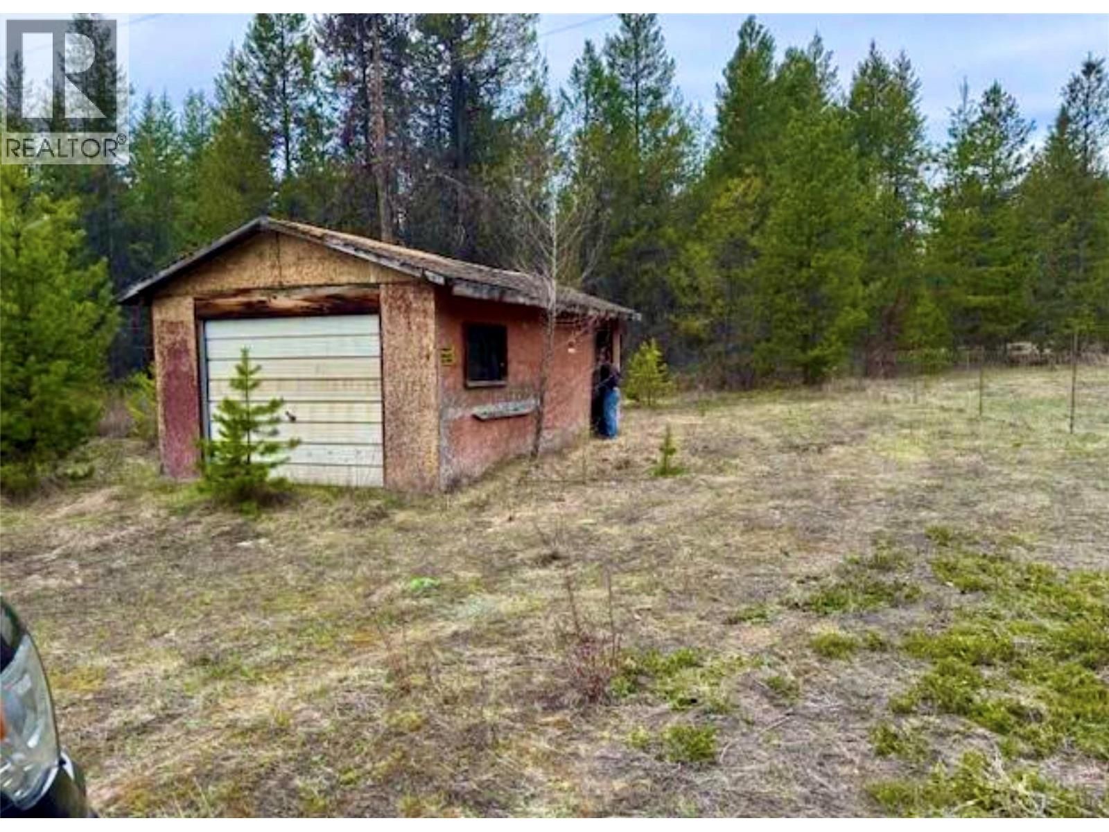 5625 Burton Road Lot# A, Bridesville, British Columbia  V0H 1Y0 - Photo 3 - 10404045