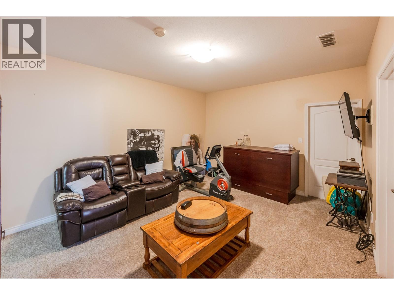 391 Ridge Road, Penticton, British Columbia  V2A 8N7 - Photo 11 - 10403412