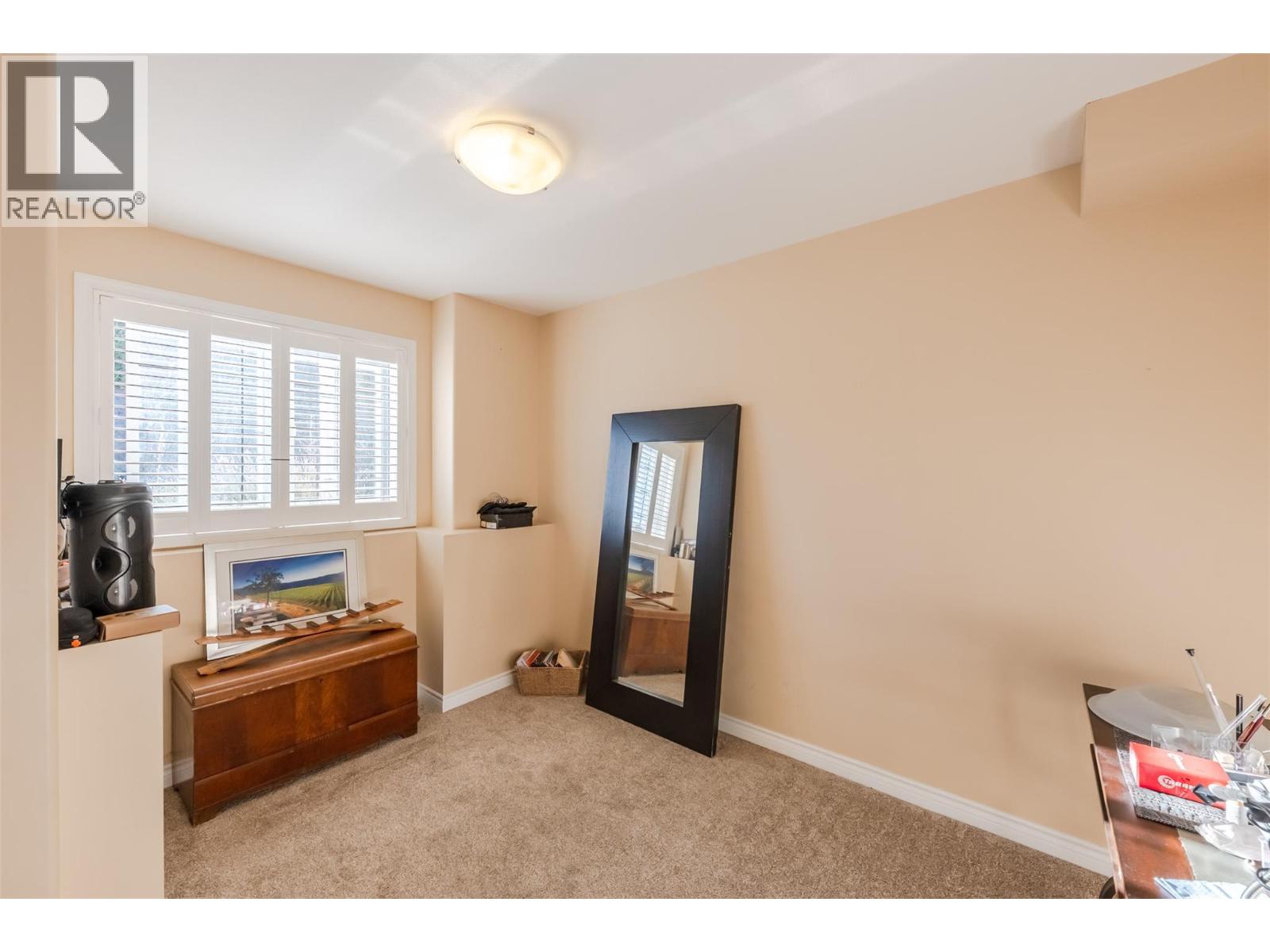 391 Ridge Road, Penticton, British Columbia  V2A 8N7 - Photo 3 - 10403412
