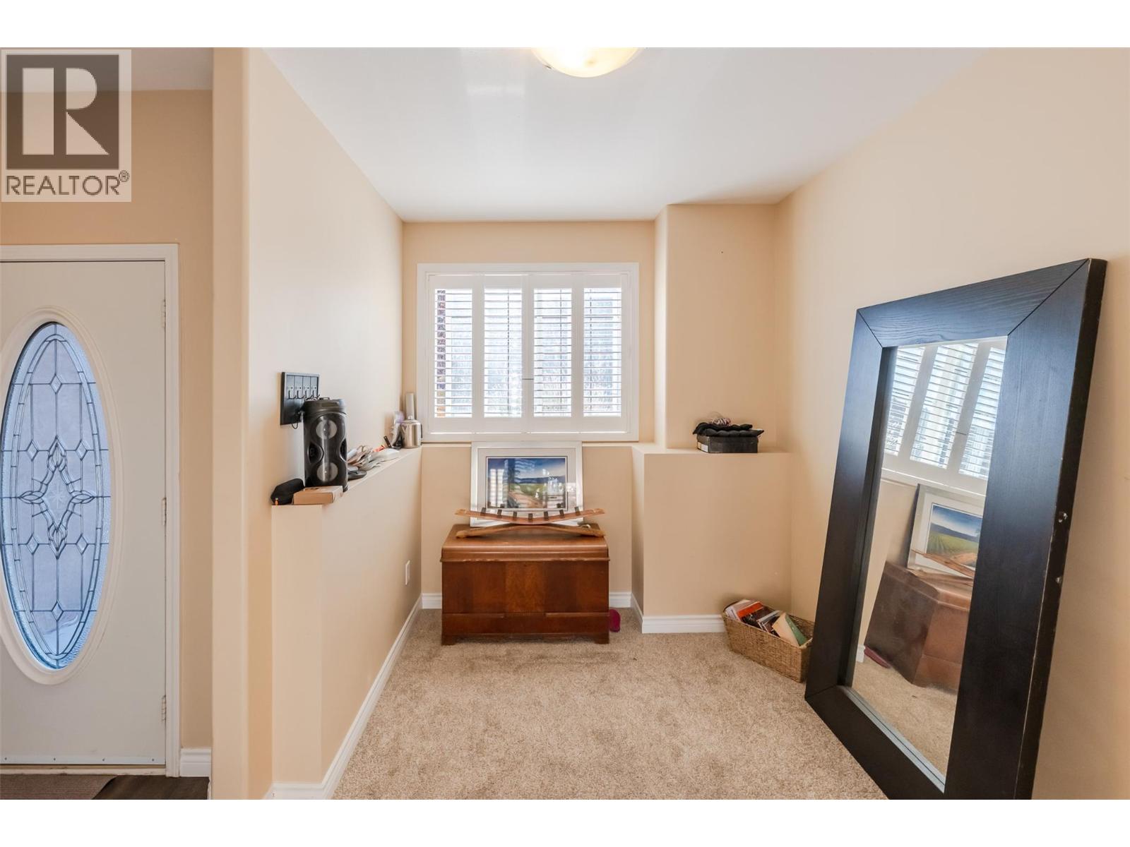 391 Ridge Road, Penticton, British Columbia  V2A 8N7 - Photo 4 - 10403412