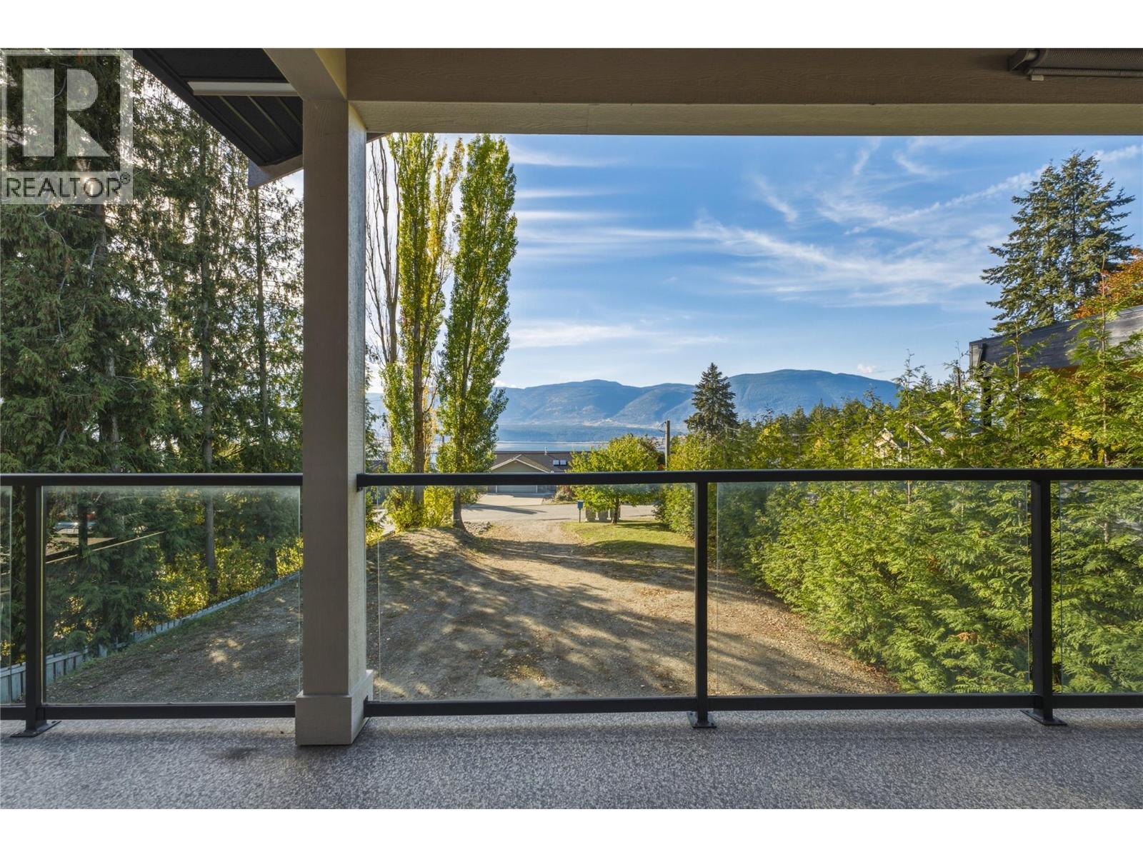 2810 25 Street Ne, Salmon Arm, British Columbia  V1E 0G2 - Photo 14 - 10403994