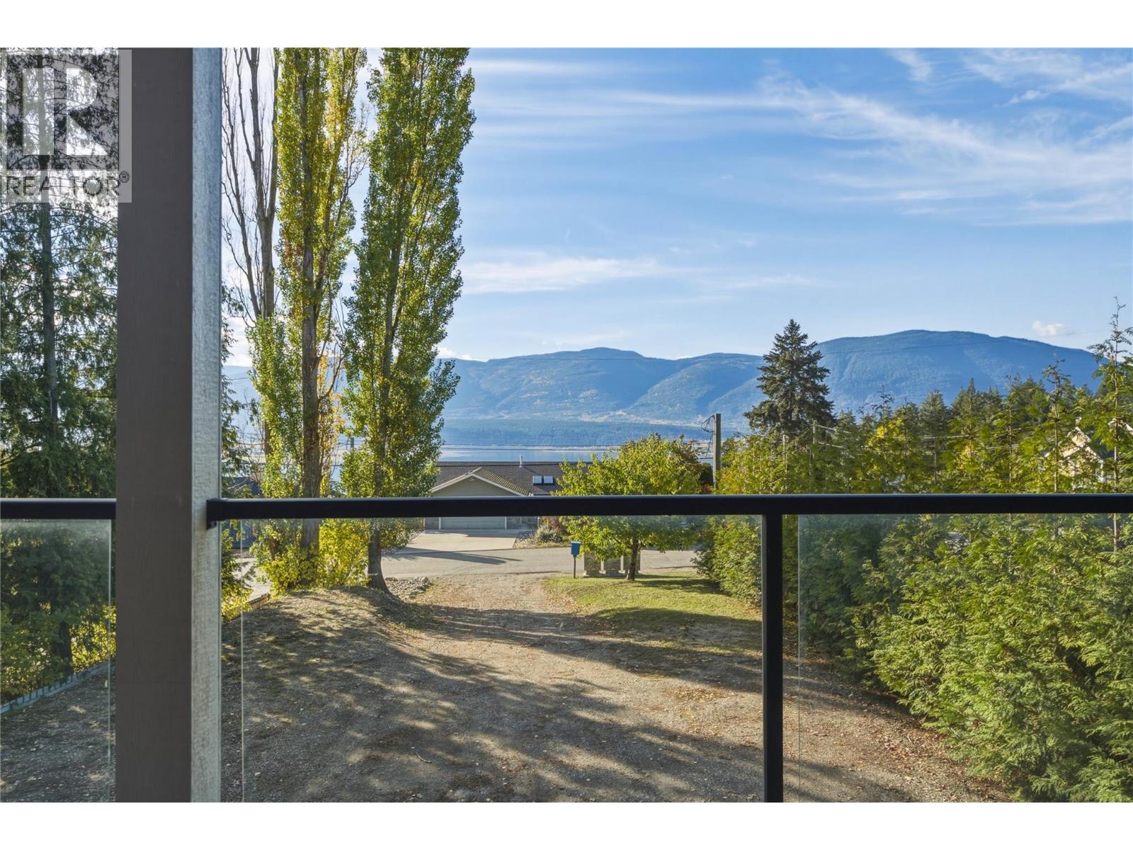 2810 25 Street Ne, Salmon Arm, British Columbia  V1E 0G2 - Photo 15 - 10403994