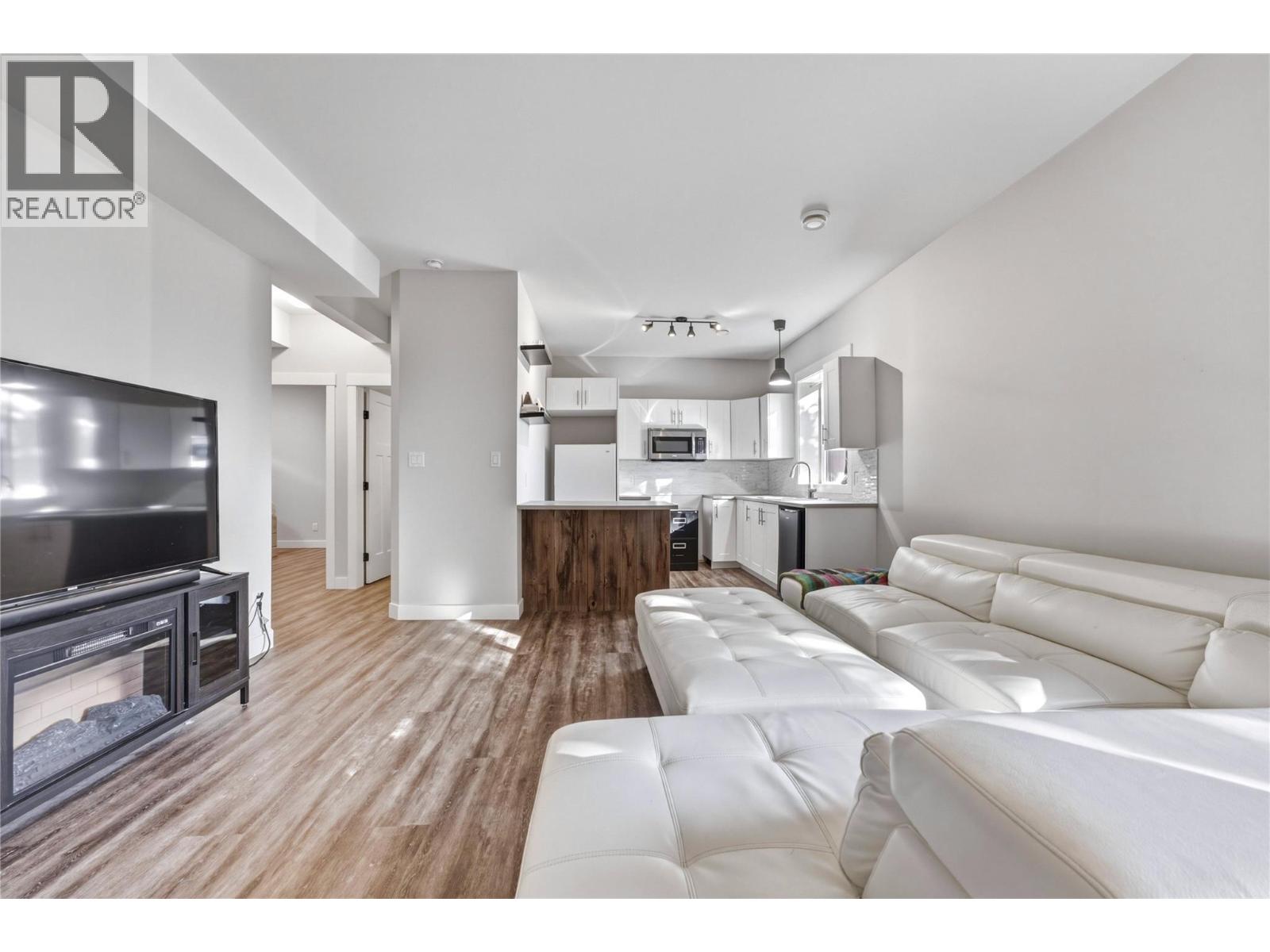 2810 25 Street Ne, Salmon Arm, British Columbia  V1E 0G2 - Photo 29 - 10403994
