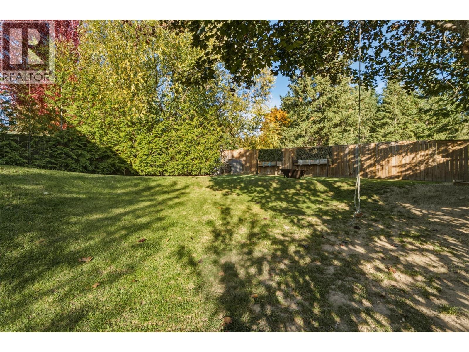 2810 25 Street Ne, Salmon Arm, British Columbia  V1E 0G2 - Photo 3 - 10403994