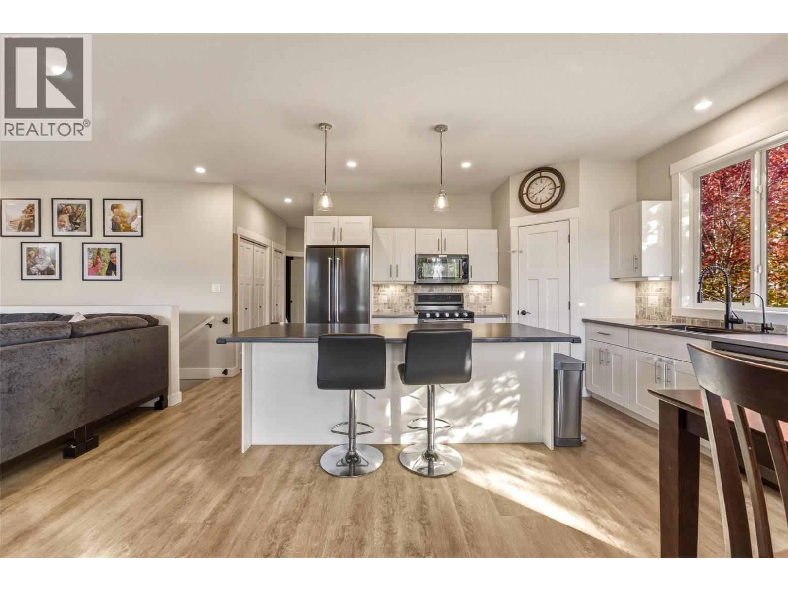 2810 25 Street Ne, Salmon Arm, British Columbia  V1E 0G2 - Photo 7 - 10403994