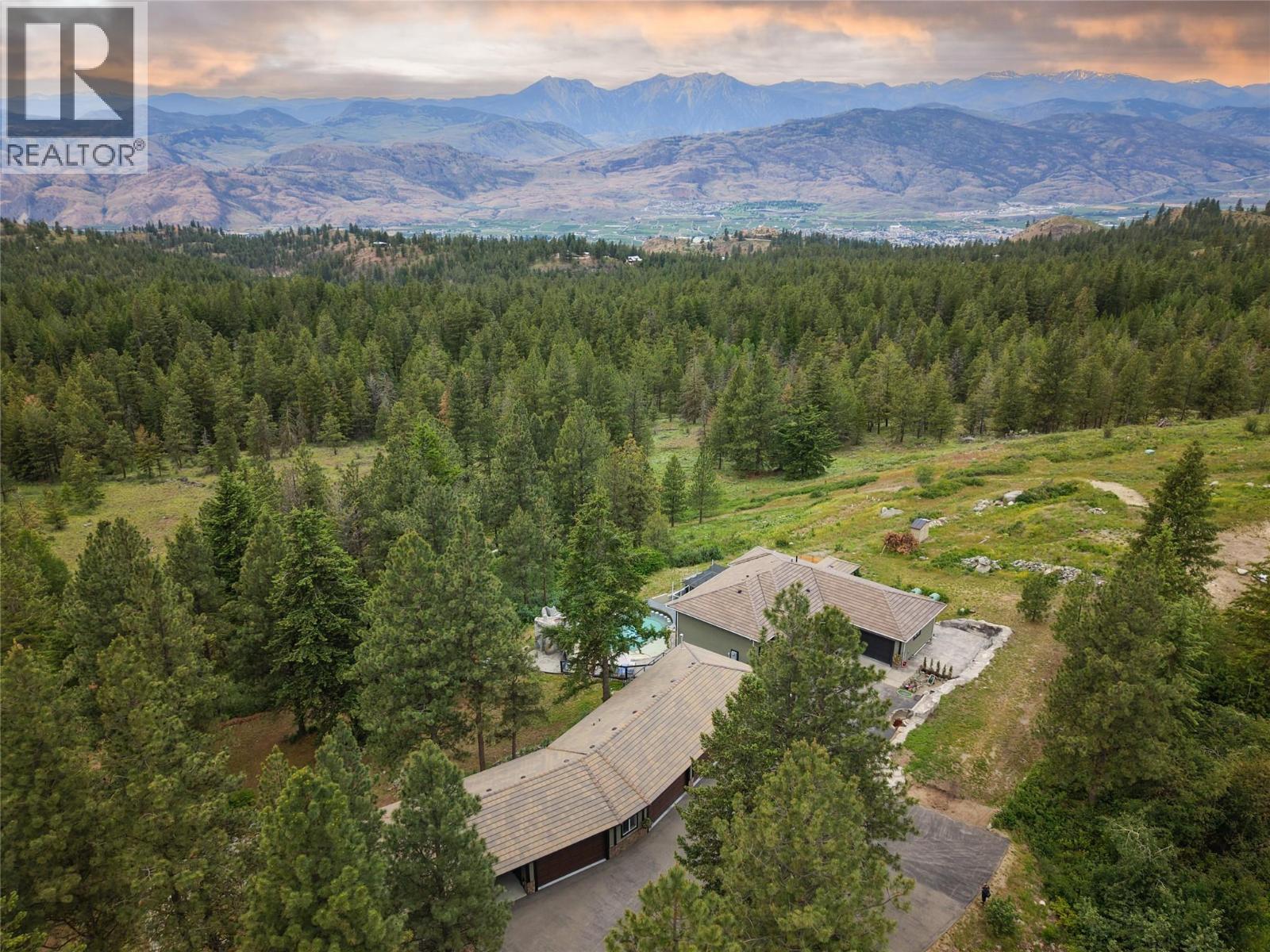 1370 Bullmoose Way, Osoyoos, British Columbia  V0H 1V6 - Photo 2 - 10404076