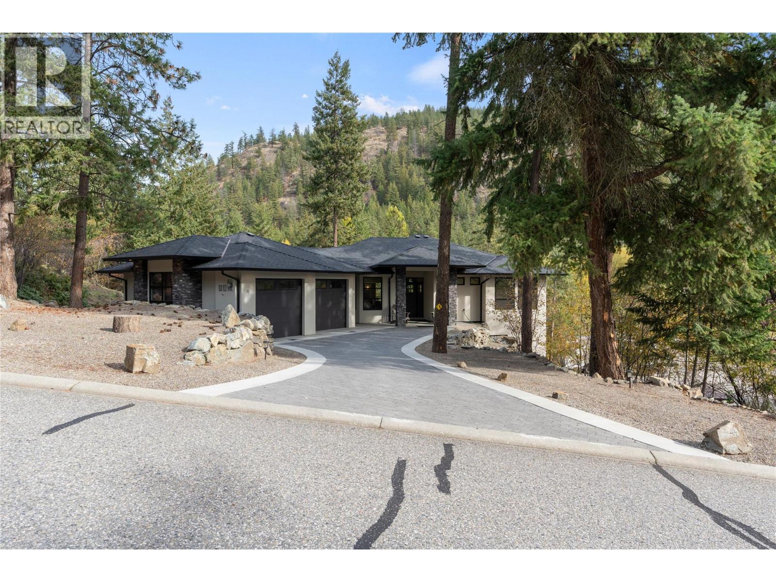 9196 Tronson Road Unit# 33, Vernon, British Columbia  V1H 1E8 - Photo 2 - 10404074