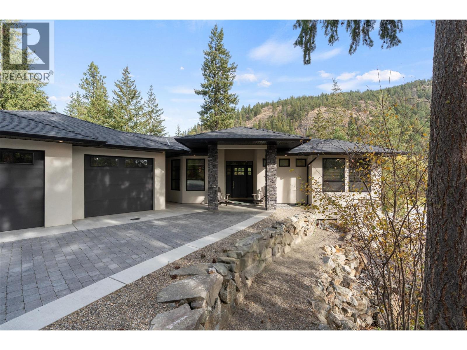 9196 Tronson Road Unit# 33, Vernon, British Columbia  V1H 1E8 - Photo 3 - 10404074